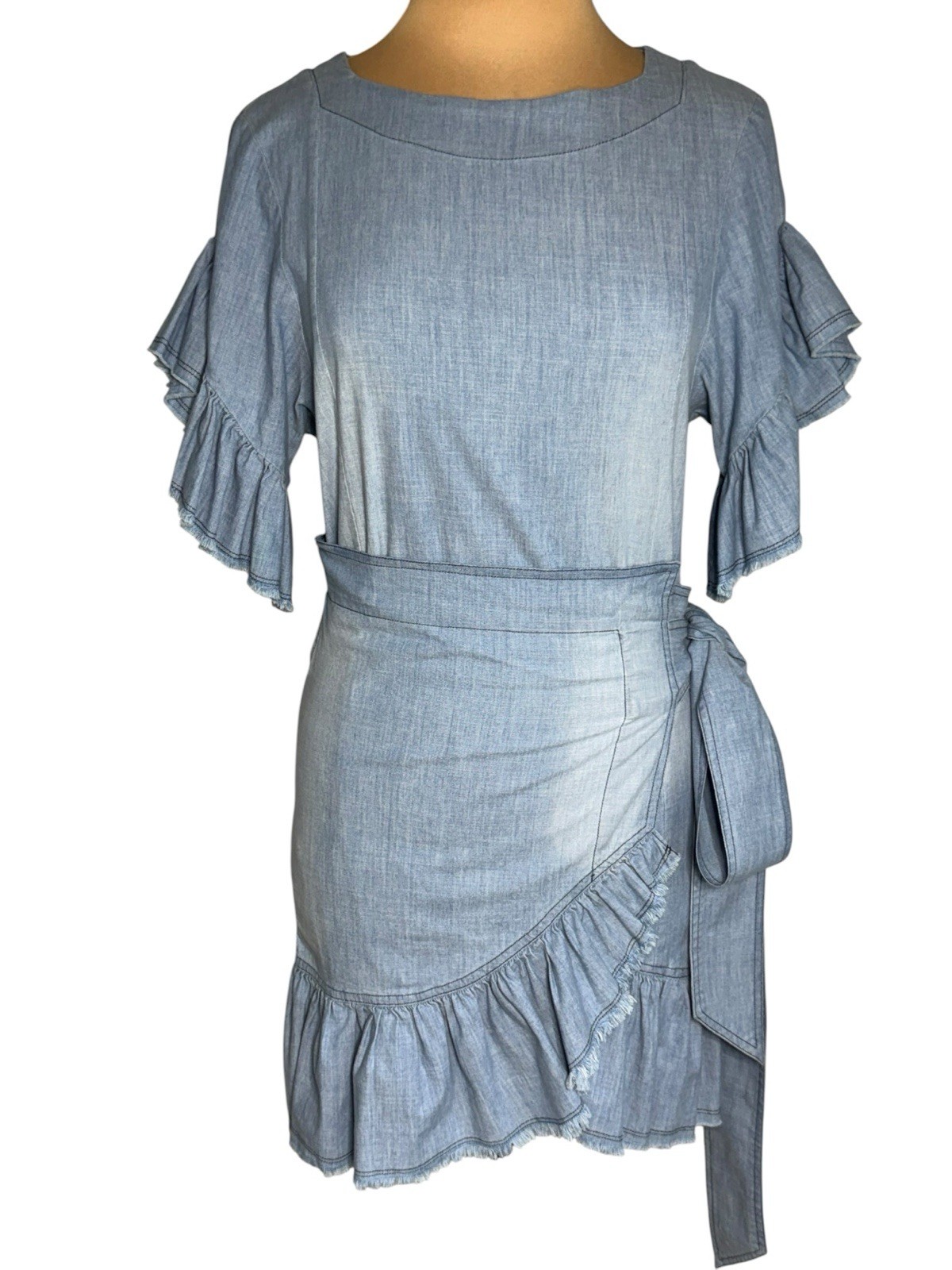 Isabel Marant Étoile Lelicia Chambray Ruffle Wrap Dress NWOT Size 36 / US 4 / S