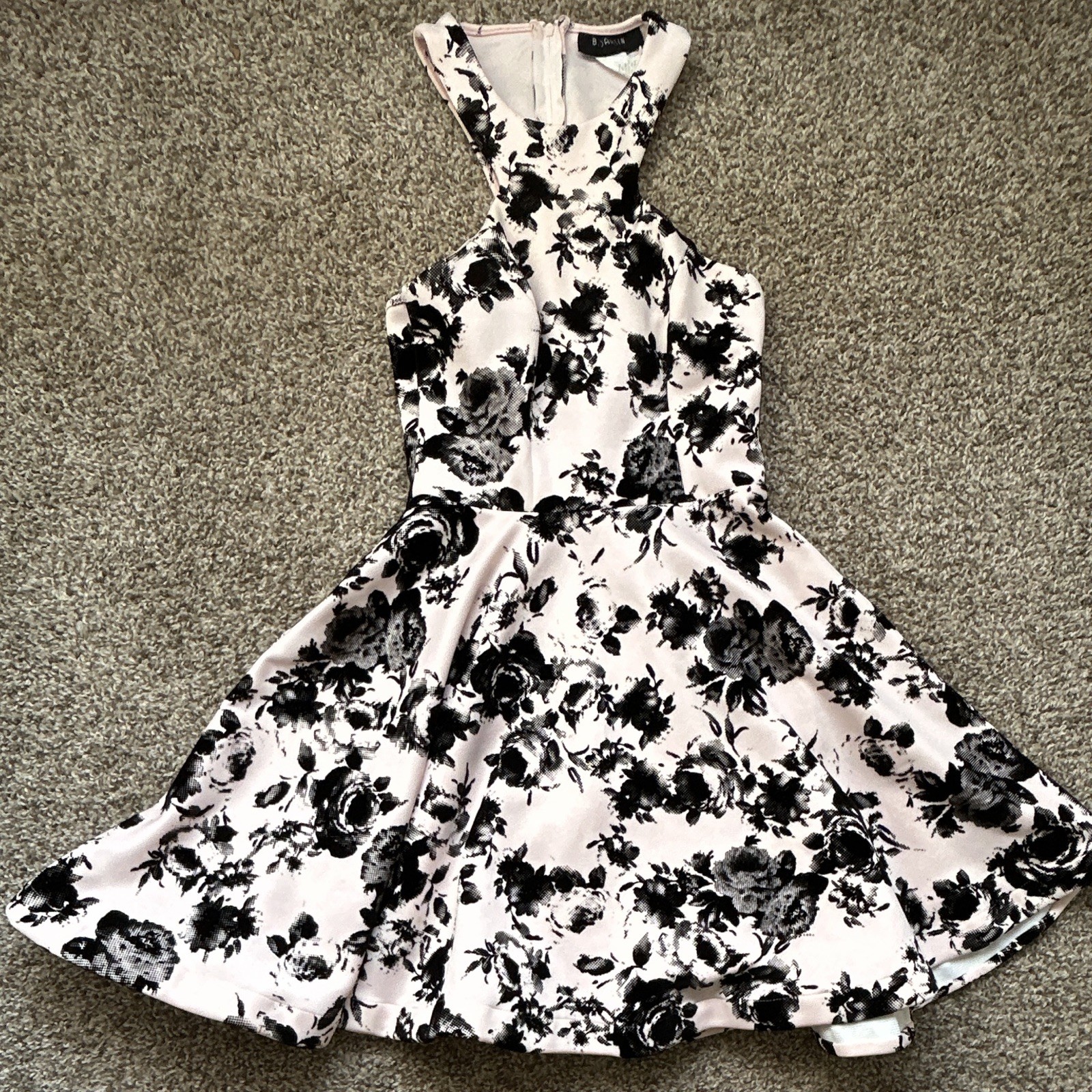 B. Darlin Juniors 5/6 Pink/Black Floral Fit & Flare V-Neck Sleeveless Dress