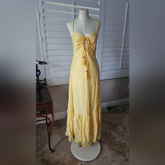 NWT Cupshe Sunny Yellow Halter Maxi Dress M