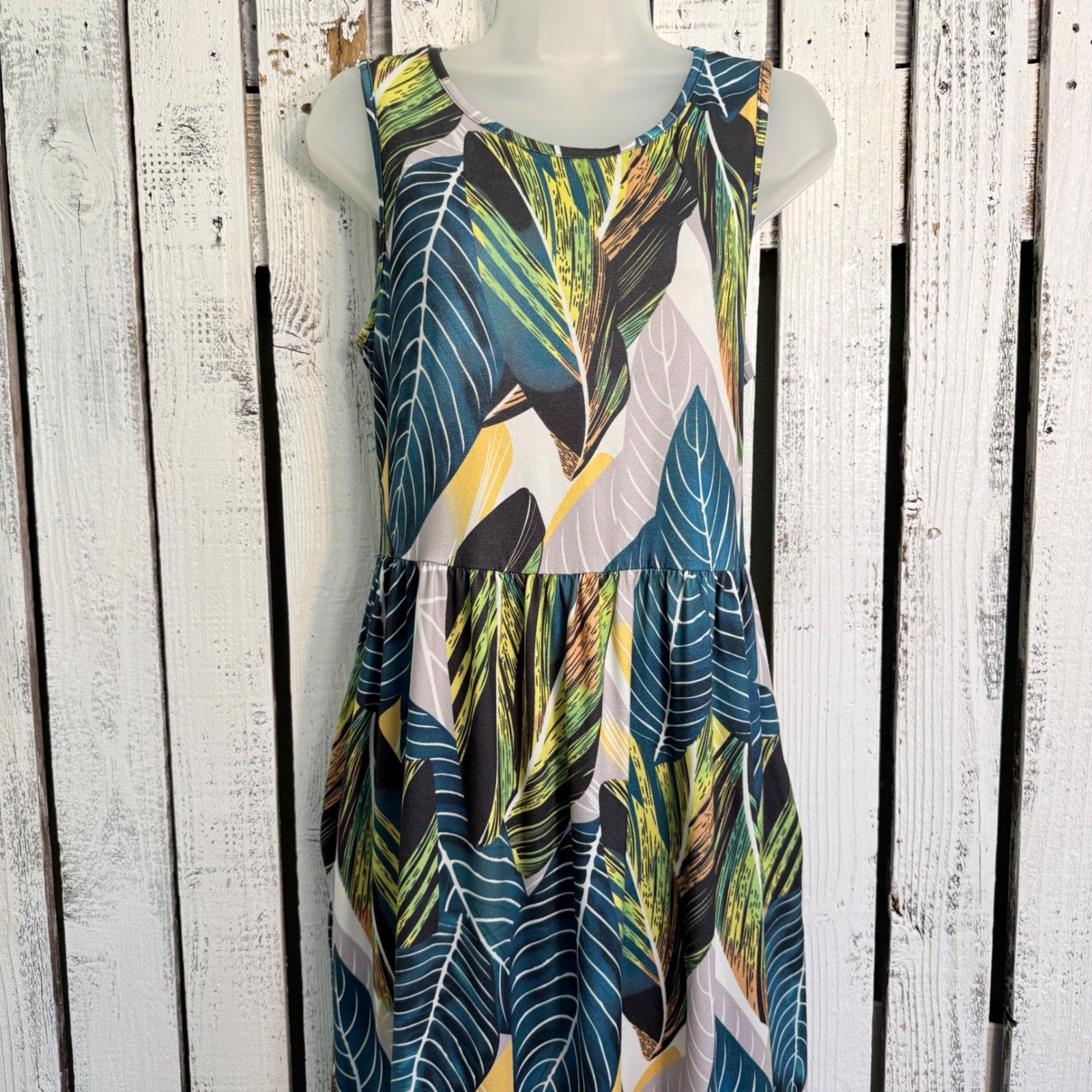 Hount Tropical Palm Leaf Maxi Dress L Sleeveless Pockets Beach Vacation Resort