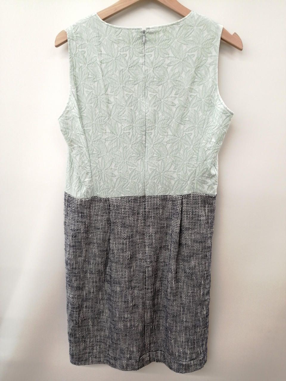 SUMMITS A R L dress 38-40 Used