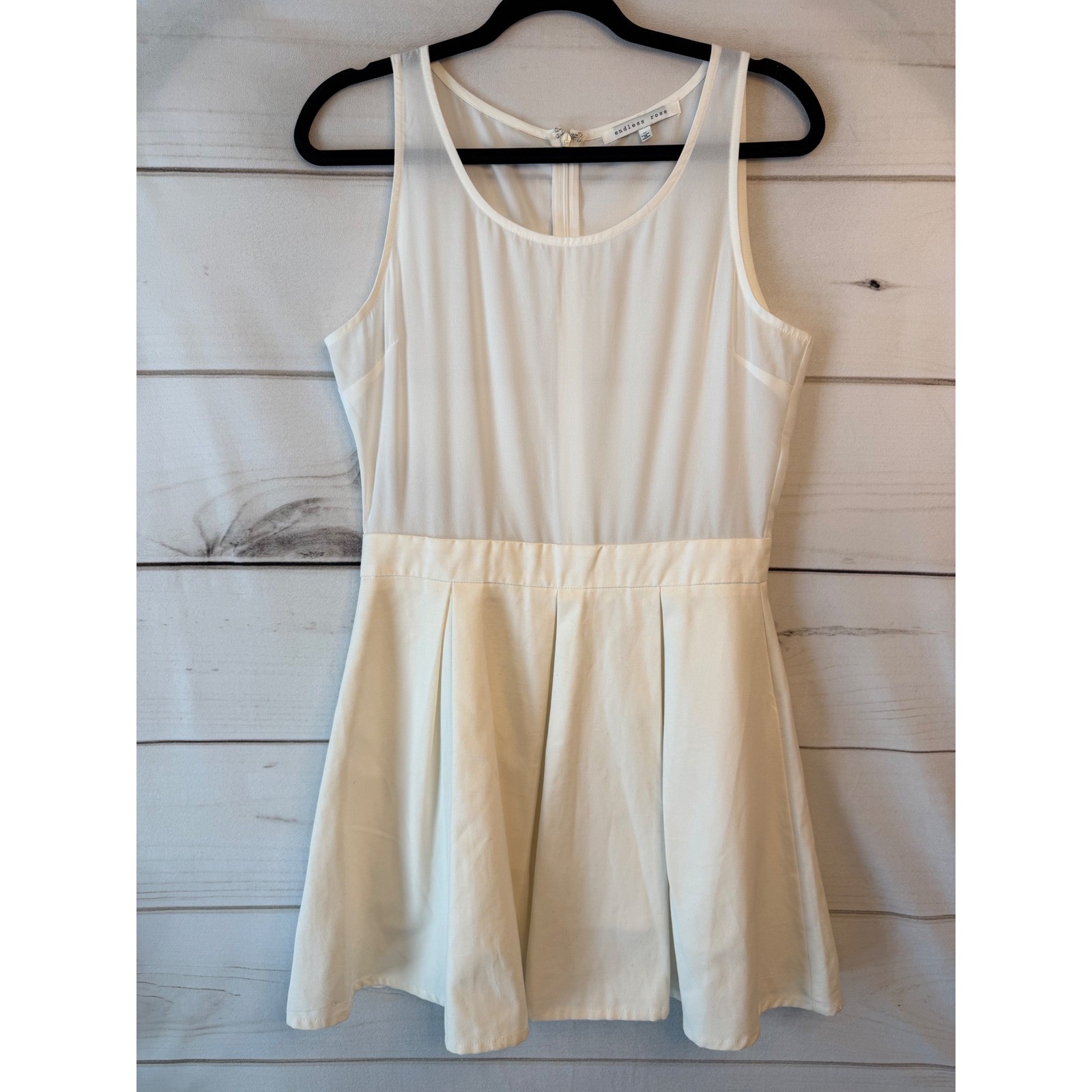 Endless Rose White Sleeveless Mixed Media Pleated Mini Dress 3238D4S Size M