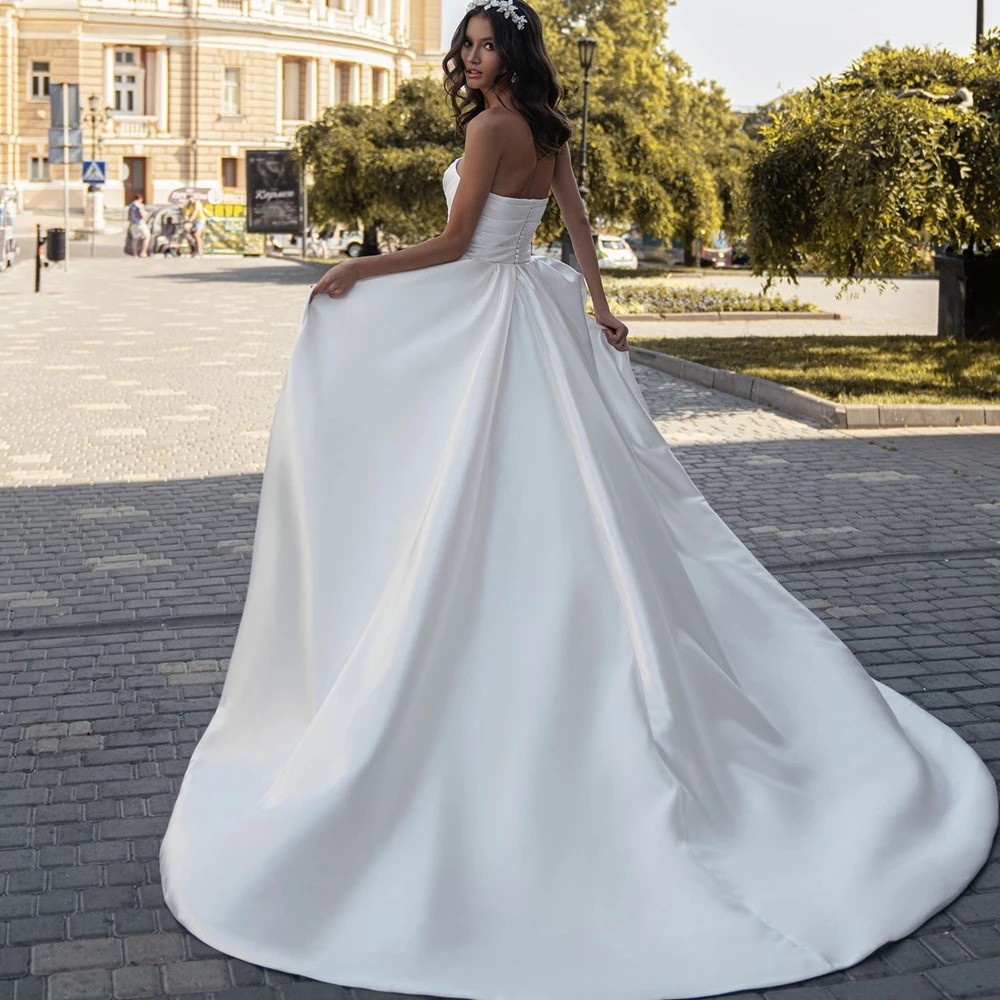 White Strapless Sweetheart Satin Wedding Dress Pleated A Line Bridal Gown Length