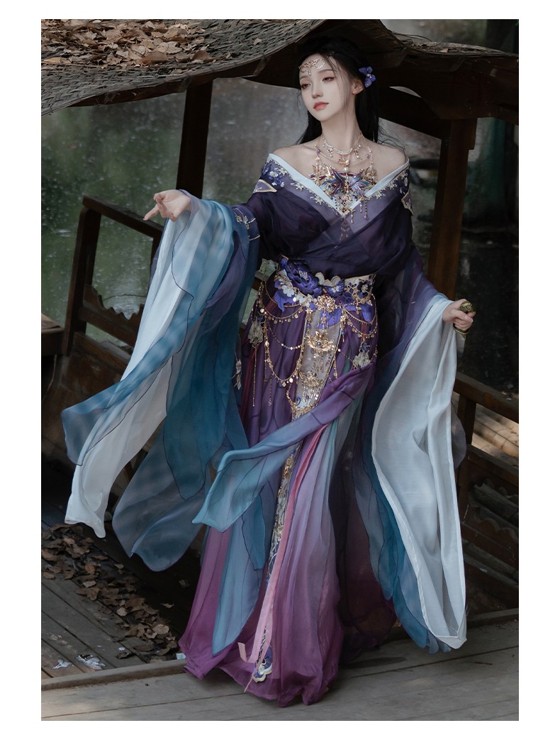 GU – Exotic Hanfu-Inspired Gradient Embroidered Bustier Set for Spring & Summer