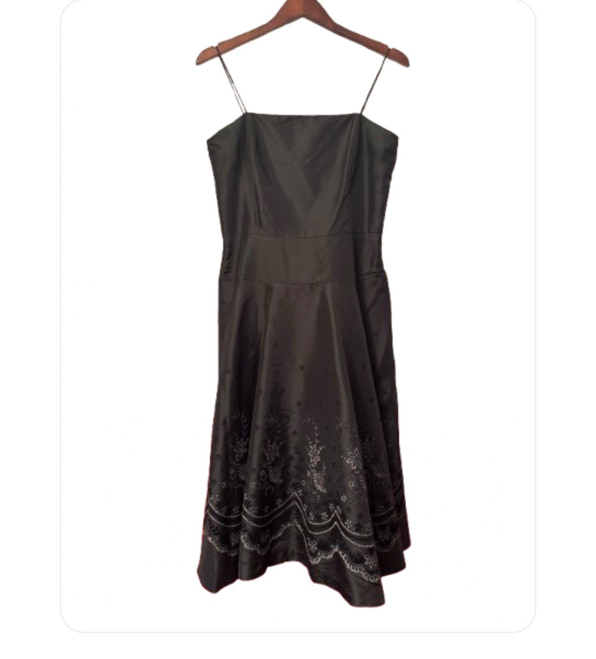 Jessica Howard dress Sz 8 spaghetti straps 1 Piece Item Black Decorative Accents