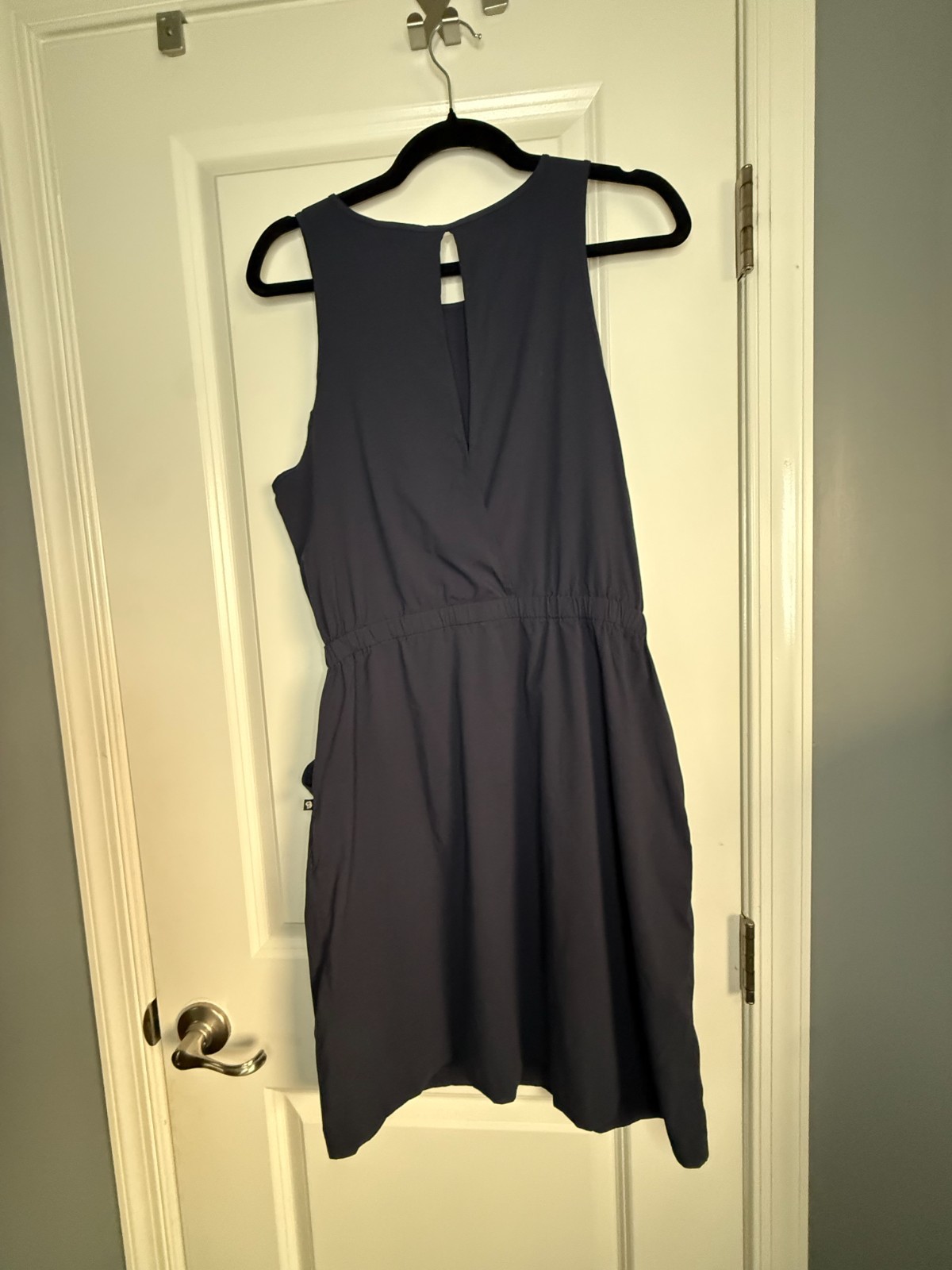 Mountain Hardwear Dynama Sleeveless Hiking Travel Athletic Dress Navy Blue M
