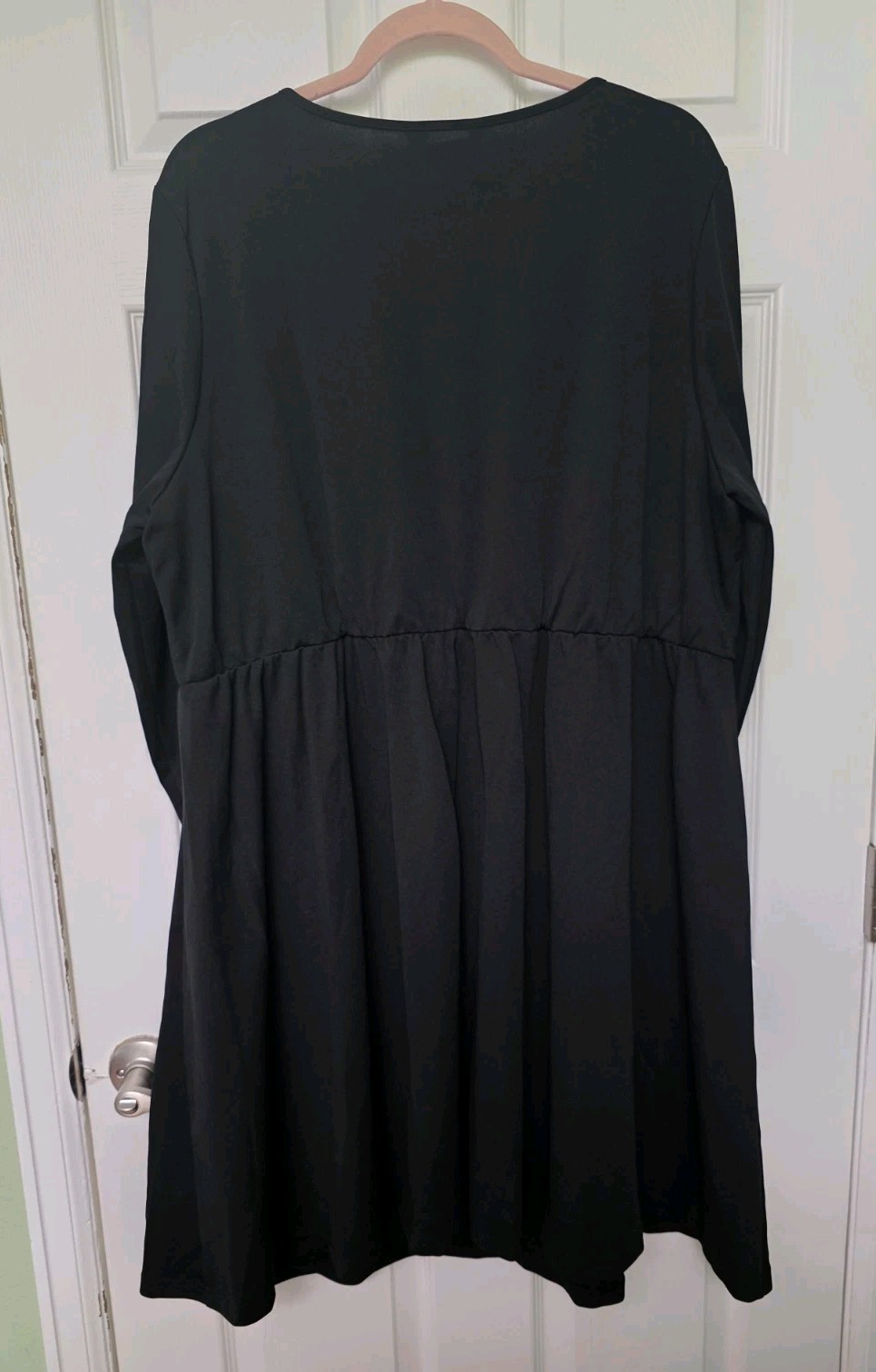 BloomChic Sequin Embroidery Waist-Defining Pocket Knee Dress Black 18-20/2X