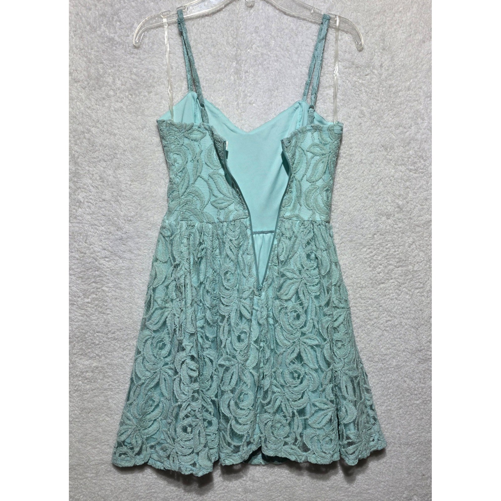 love FIRE Mint Green Floral Lace Fit and Flare Mini Dress XS Sweetheart Neckline