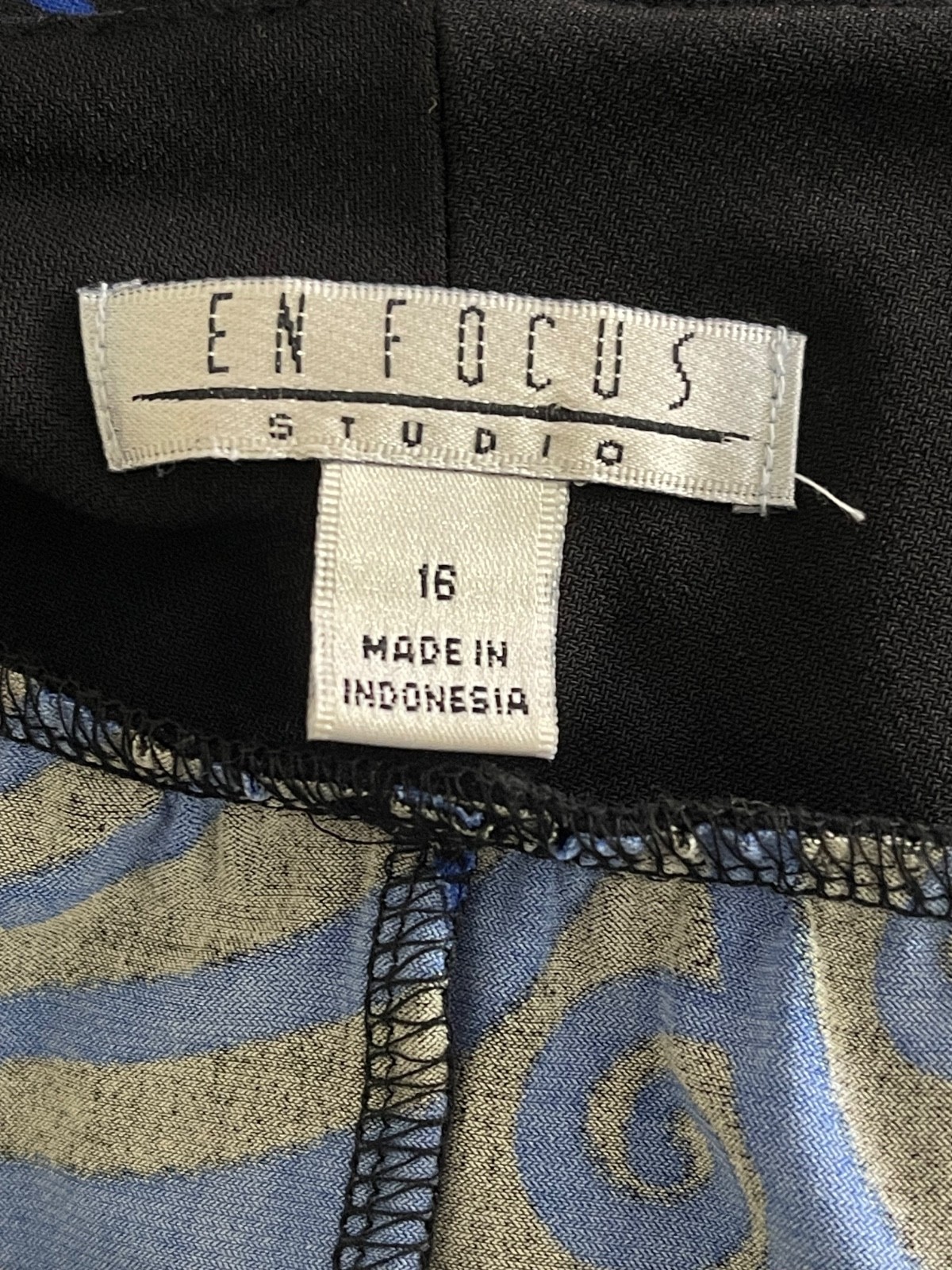 En Focus Studio Women’s Blue Black Sheath Dress Beaded Neckline Size 16