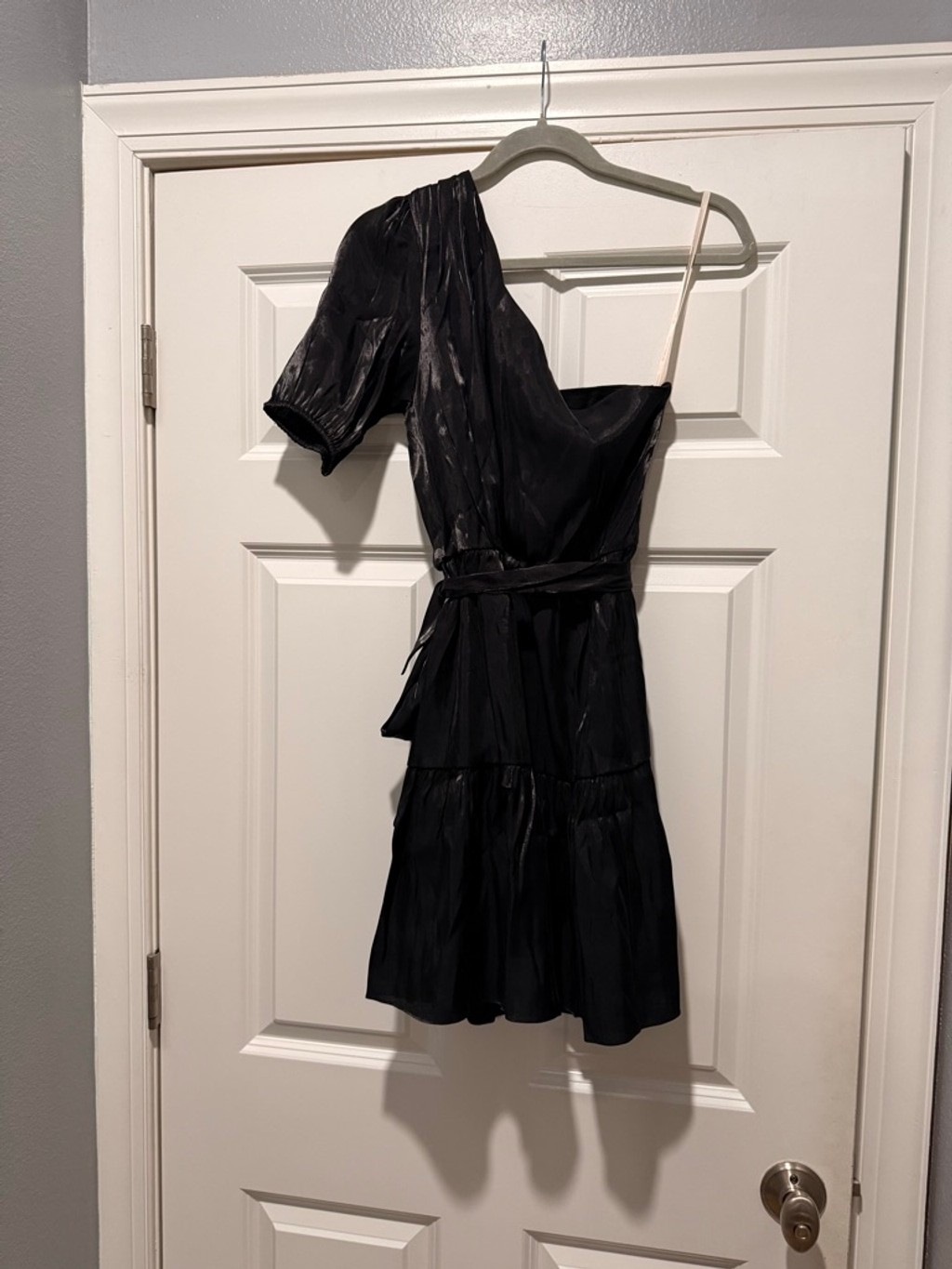 Women’s BCBGeneration Black One Shoulder Tiered Mini Dress Size 8