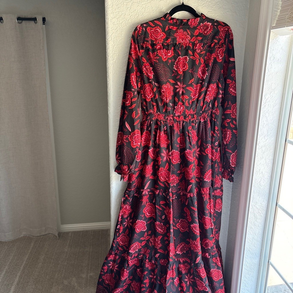 Boemo Floral Maxi Dress Womens L Red Black Long Sleeve Tiered Ruffle Boho