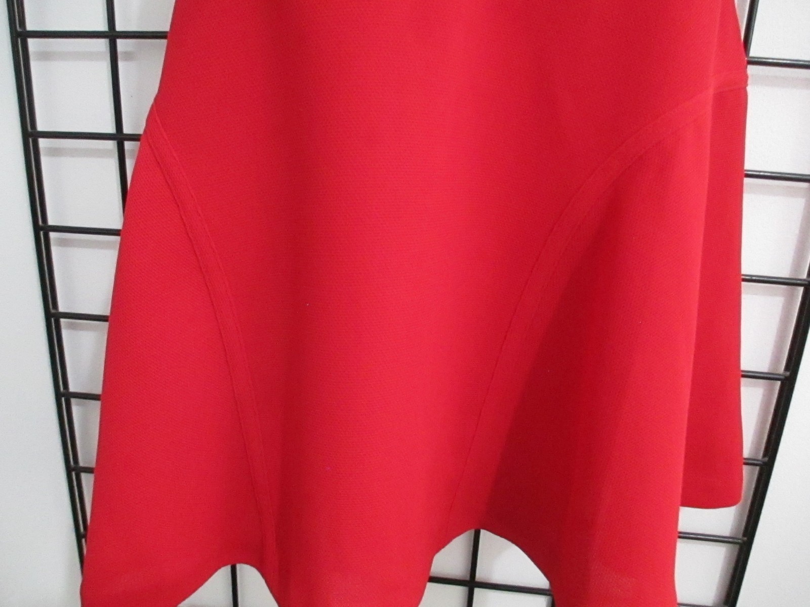 A/X ARMANI EXCHANGE 🌸 SIZE 8 / 35″ BUST==RED / SHEATH DRESS