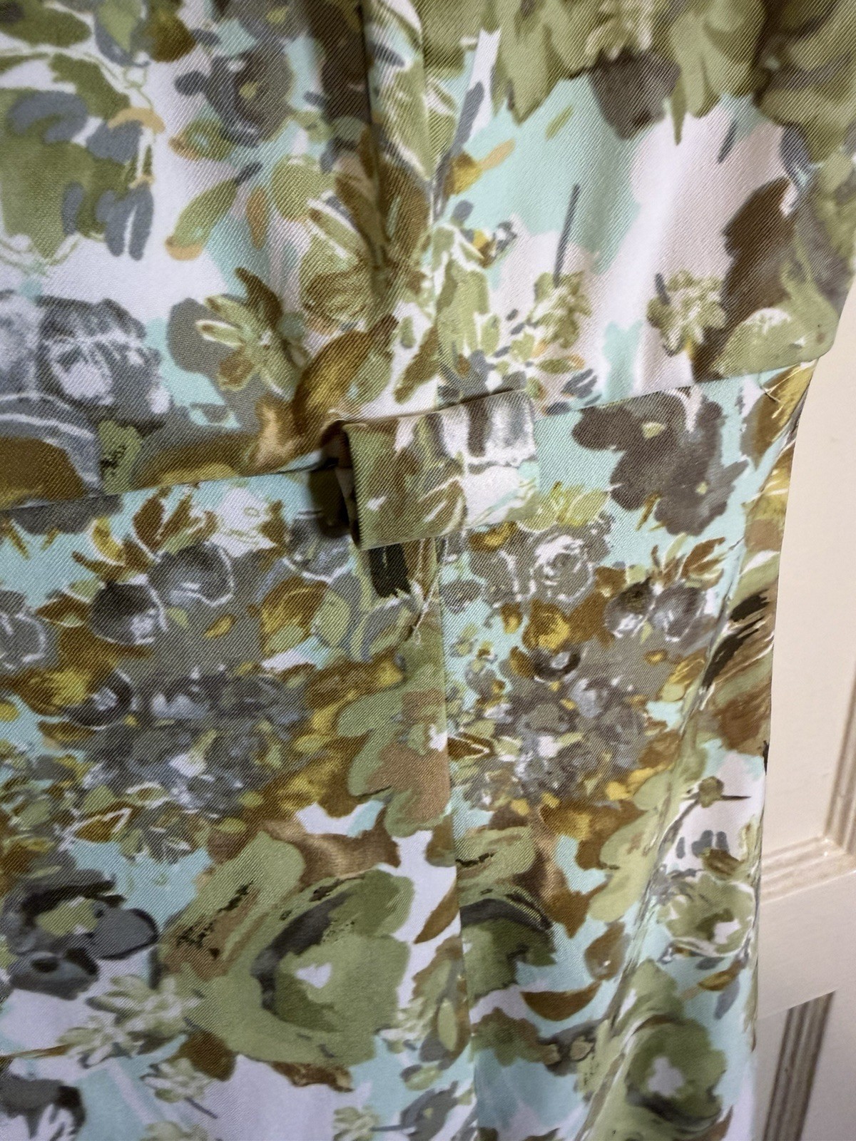 Connected Apparel Women’s Size 8 Green Floral Fit & Flare Cap Sleeve Dress
