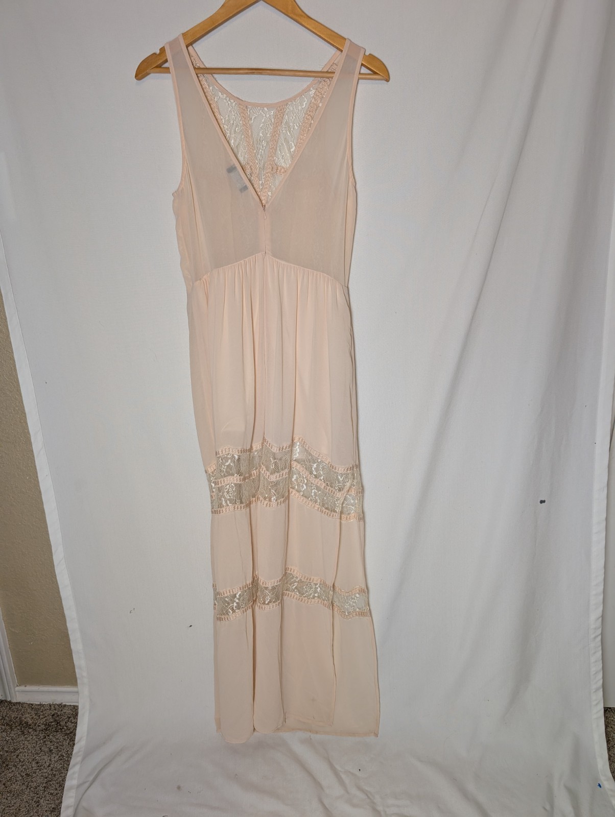 ASTR Light Pink Lace Semi Sheer Maxi slip Dress Side Slits Sz M