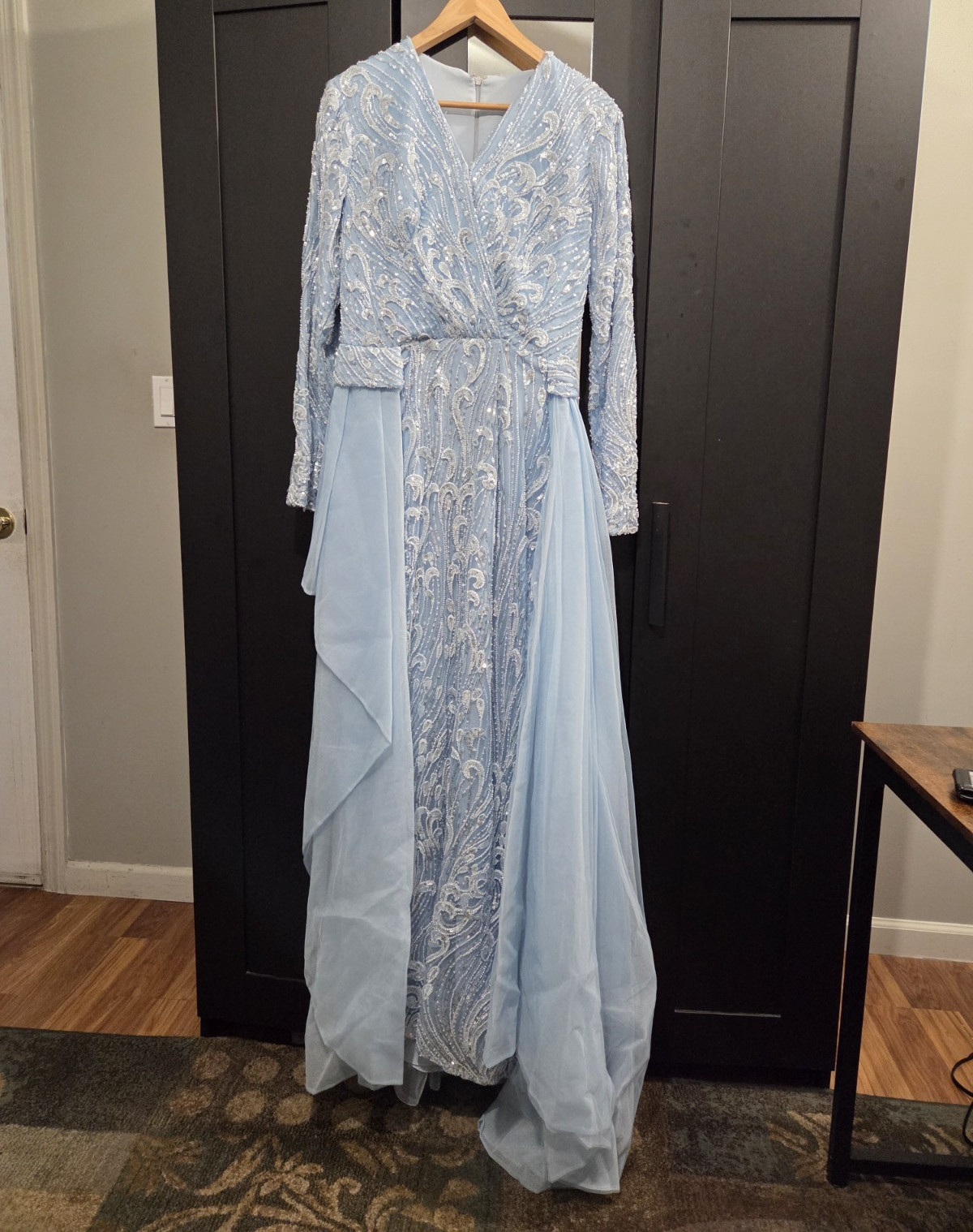 Custommade Blue Sequin Beaded Gown Long Sleeve V-Neck Mesh Lined Zip Size 12