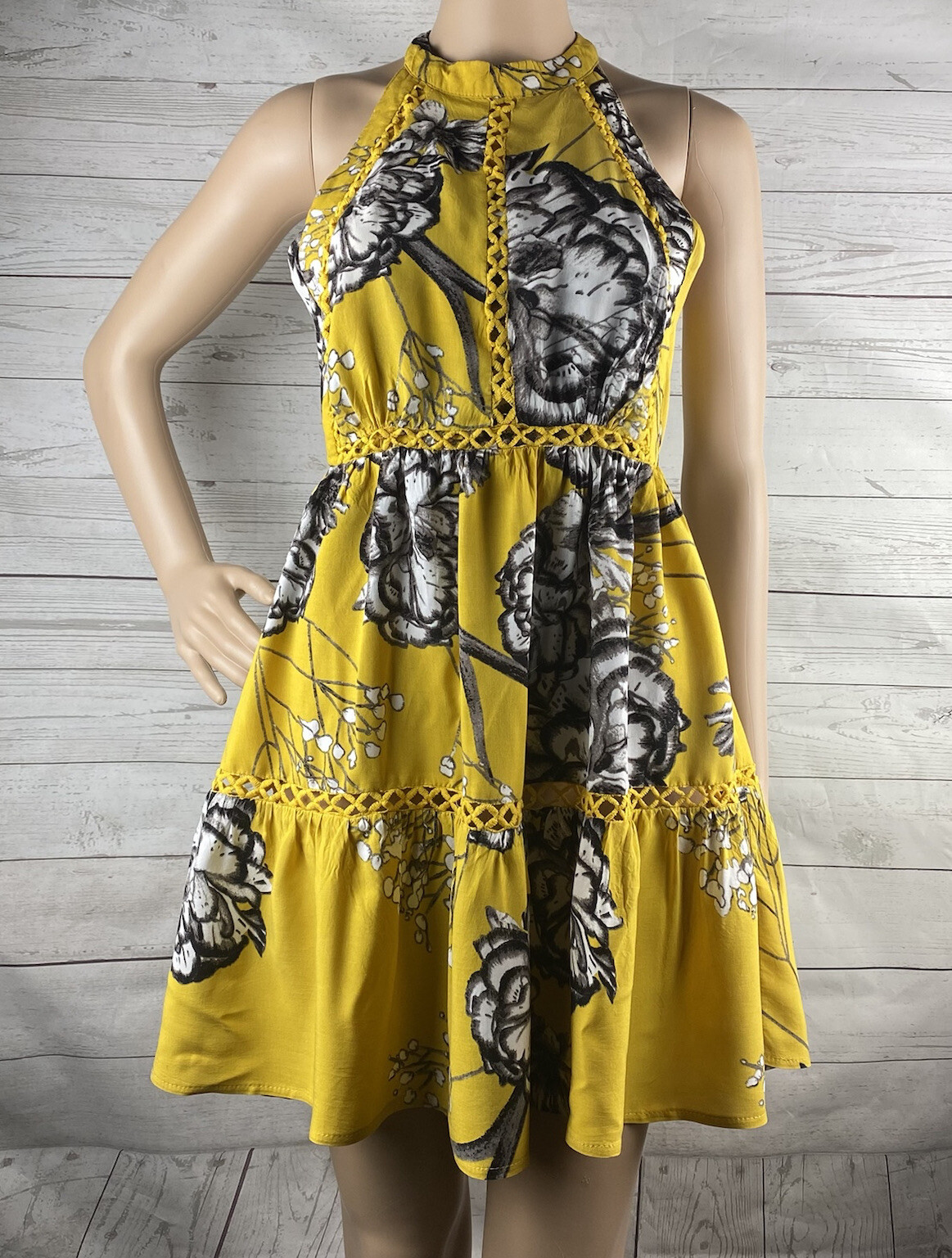 Jaase Halter Dress Small Yellow Gray White Floral Open Back Casual Sundress CUTE