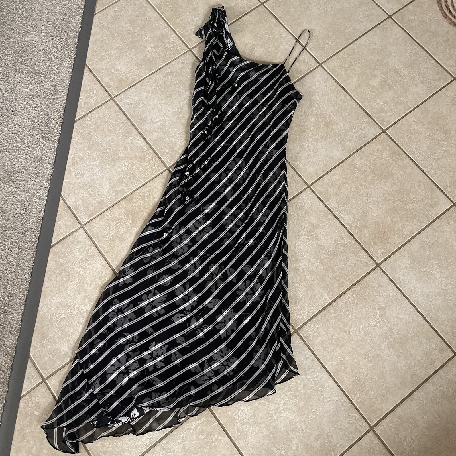 Vtg Laundry Shelli Y2K Beaded Silk Dress Size 12 Black Midi Asymmetric Floral