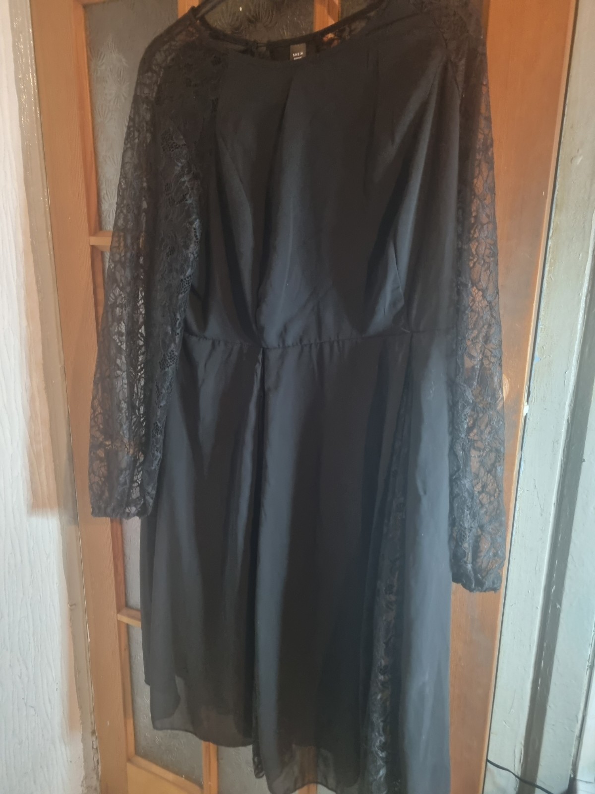 Black Dress With Lacy Long Sleeves Size 2XL