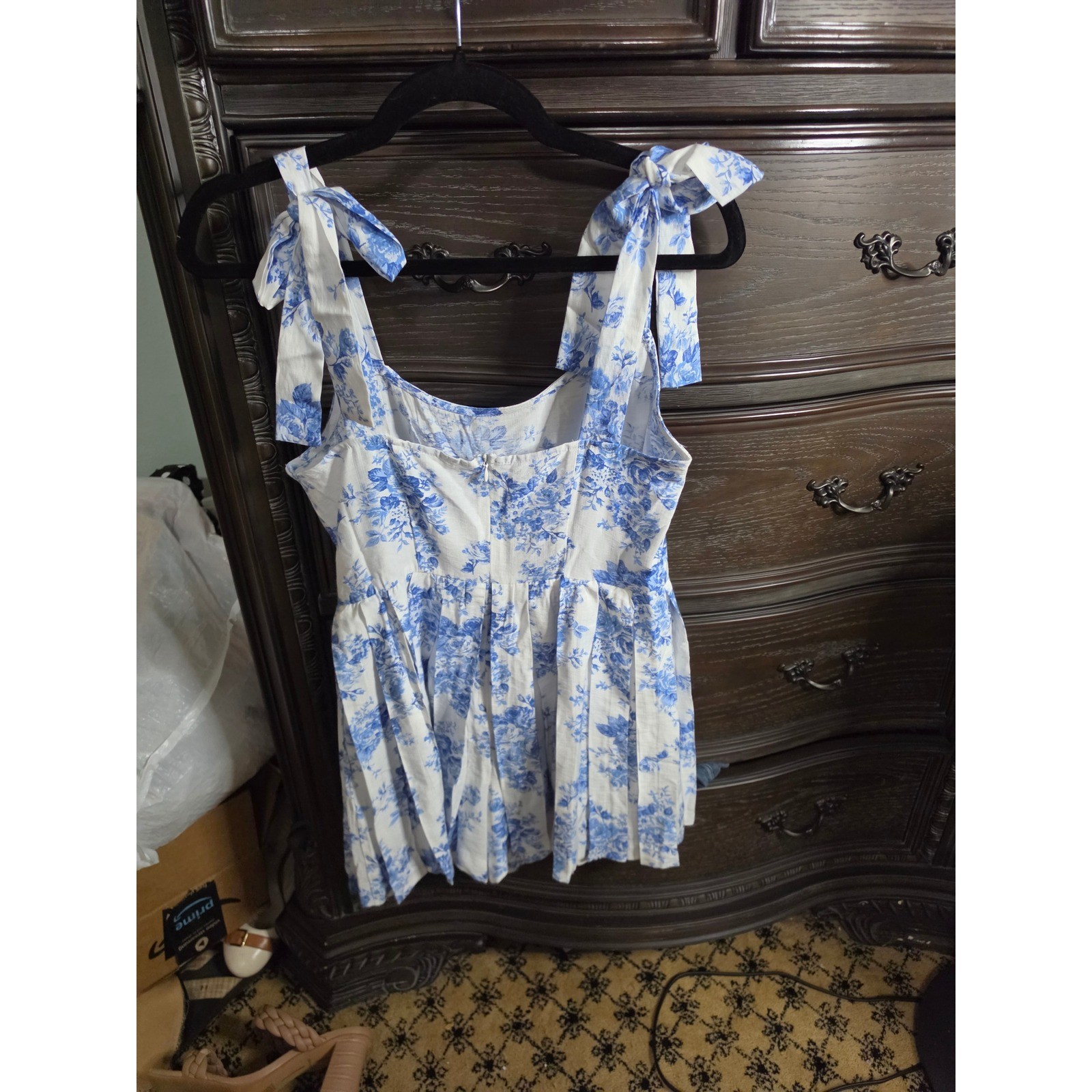 En Creme Blue White Floral Tie Shoulder Mini Dress Romper ERU61988GK Small NWT
