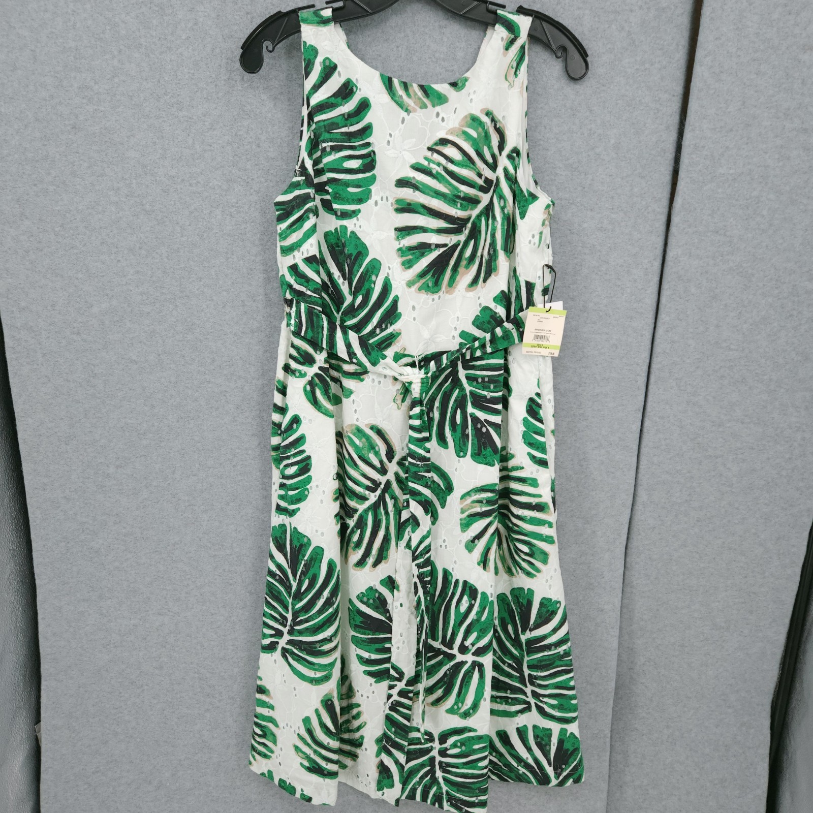 Anne Klein Sleeveless Fit & Flare Leaf Print Pullover Dress Womens Size 4 NWT