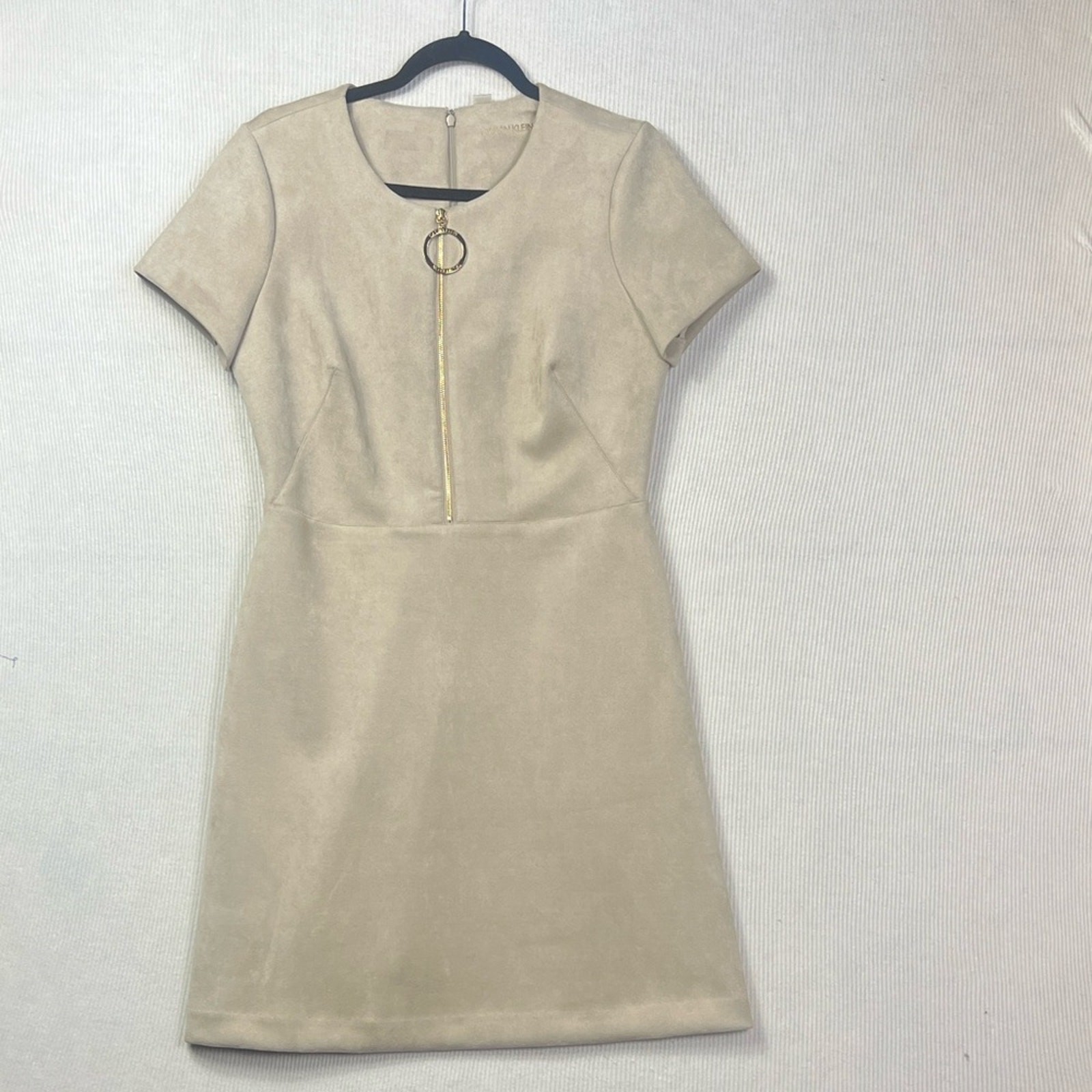 Calvin Klein Size 10 Faux Suede Sheath Dress Front Zipper Logo Pull Short Sleeve