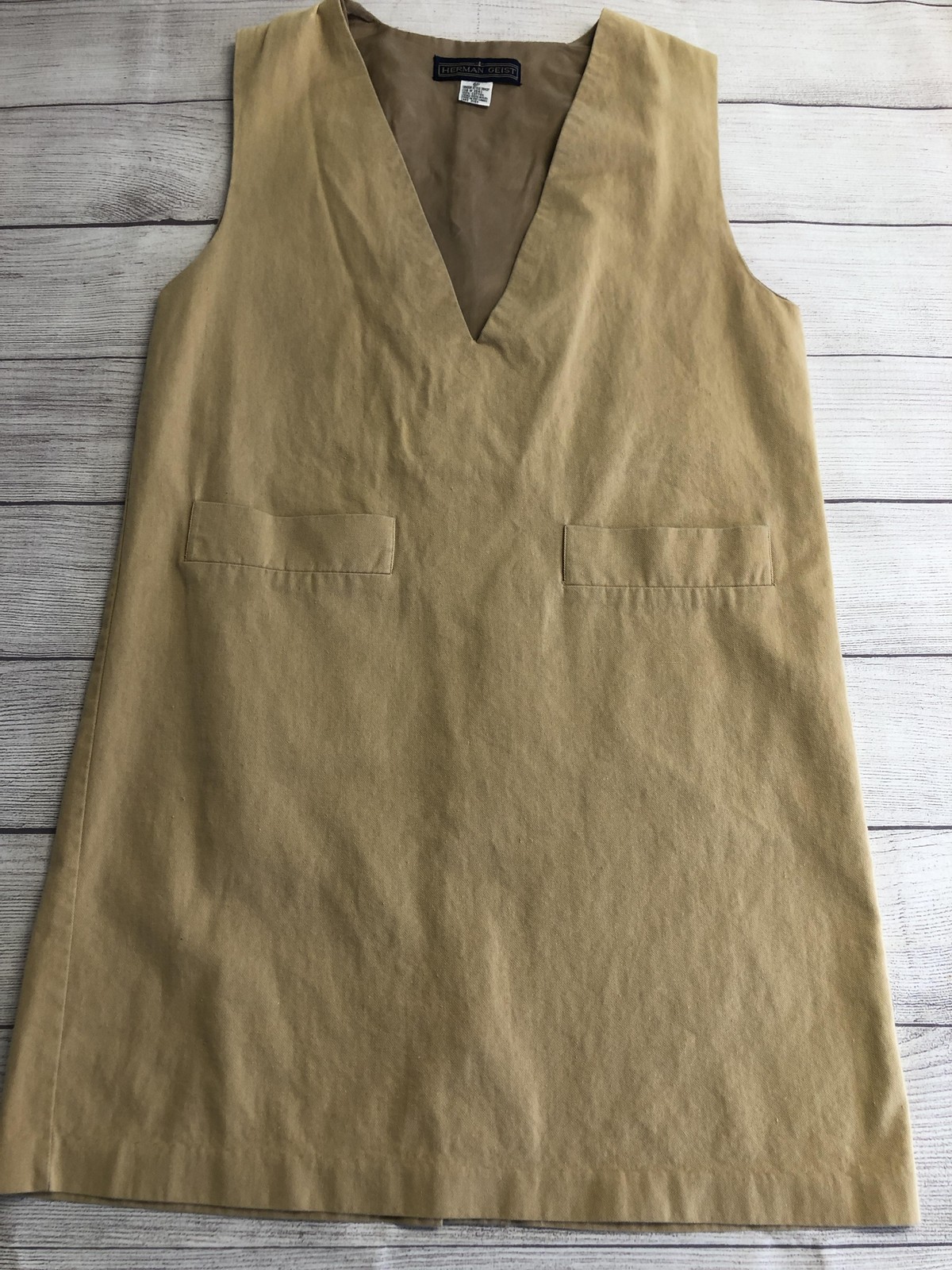 Herman Geist Dress Womens 6P Beige Sleeveless V Neck Shift Pockets Knee Length