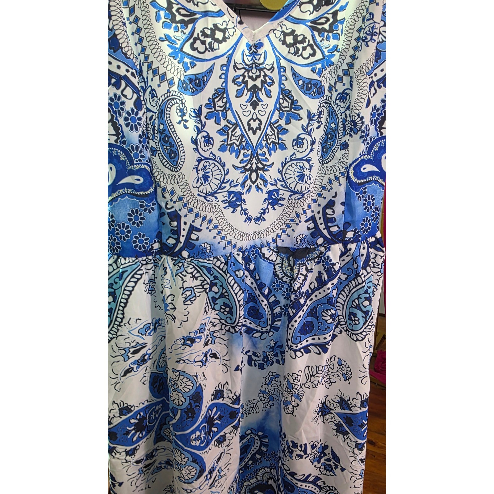 Cupshe Blue Paisley Boho Maxi Dress V-Neck Spaghetti Strap Summer Small NWT