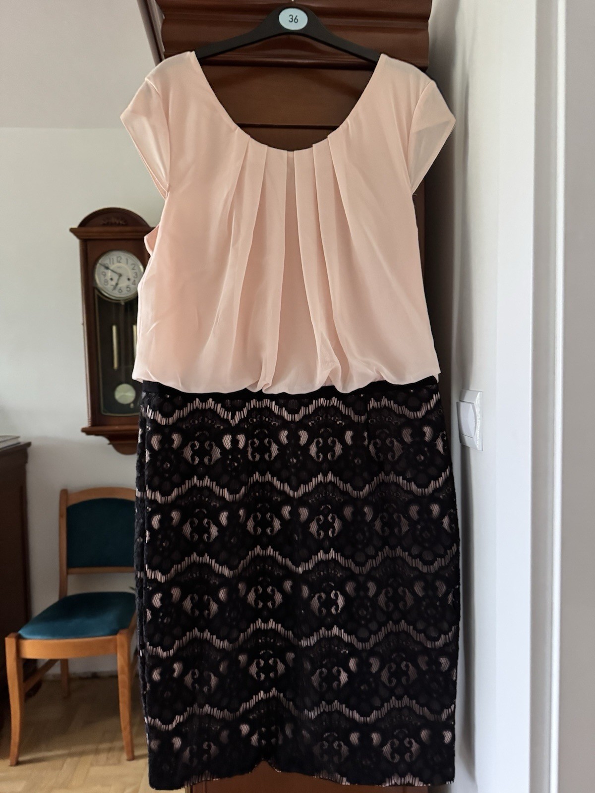 Women’s formal dress Cafalla 44 Poland with lace, powder pink and black
