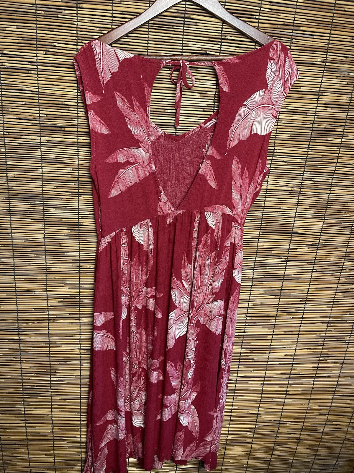 Roxy Tropical Palm Leaf Open Tie Back Maxi Dress Red Cream Boho Vacation L Large