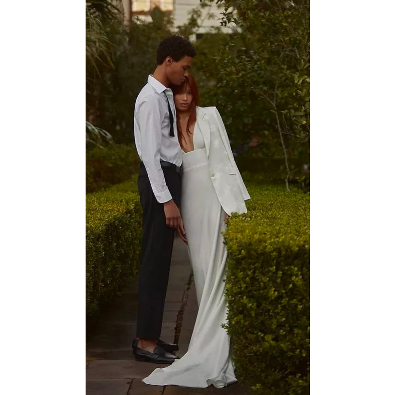 Wtoo by Watters Chloe Plunge V Neck Wedding Dress Size 14 Minimalist Bridal Gown