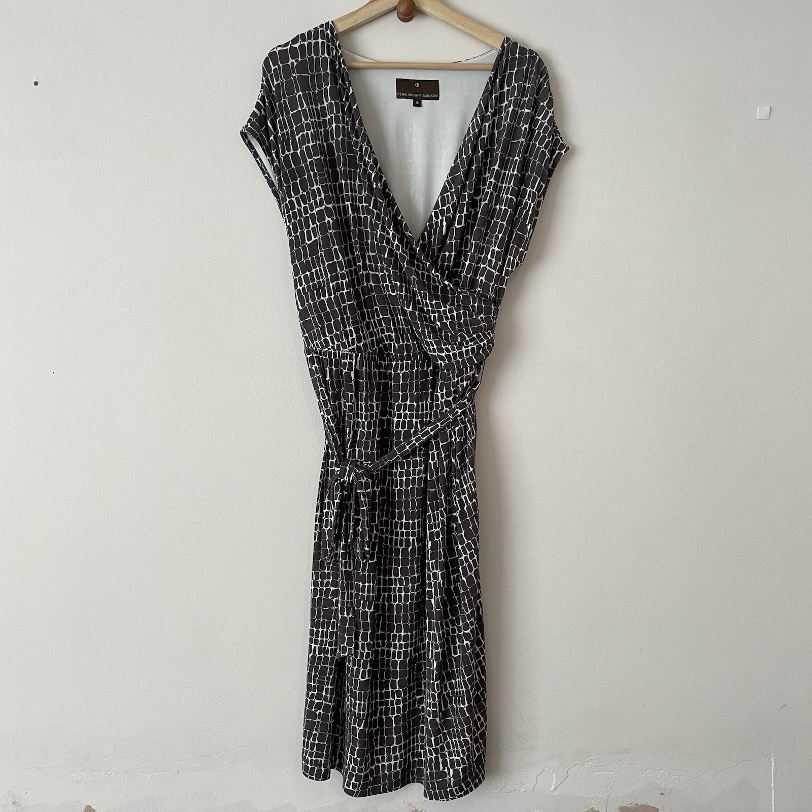 Fenn Wright Manson White & Brown Print Belted Dress Size 16 See Pictures