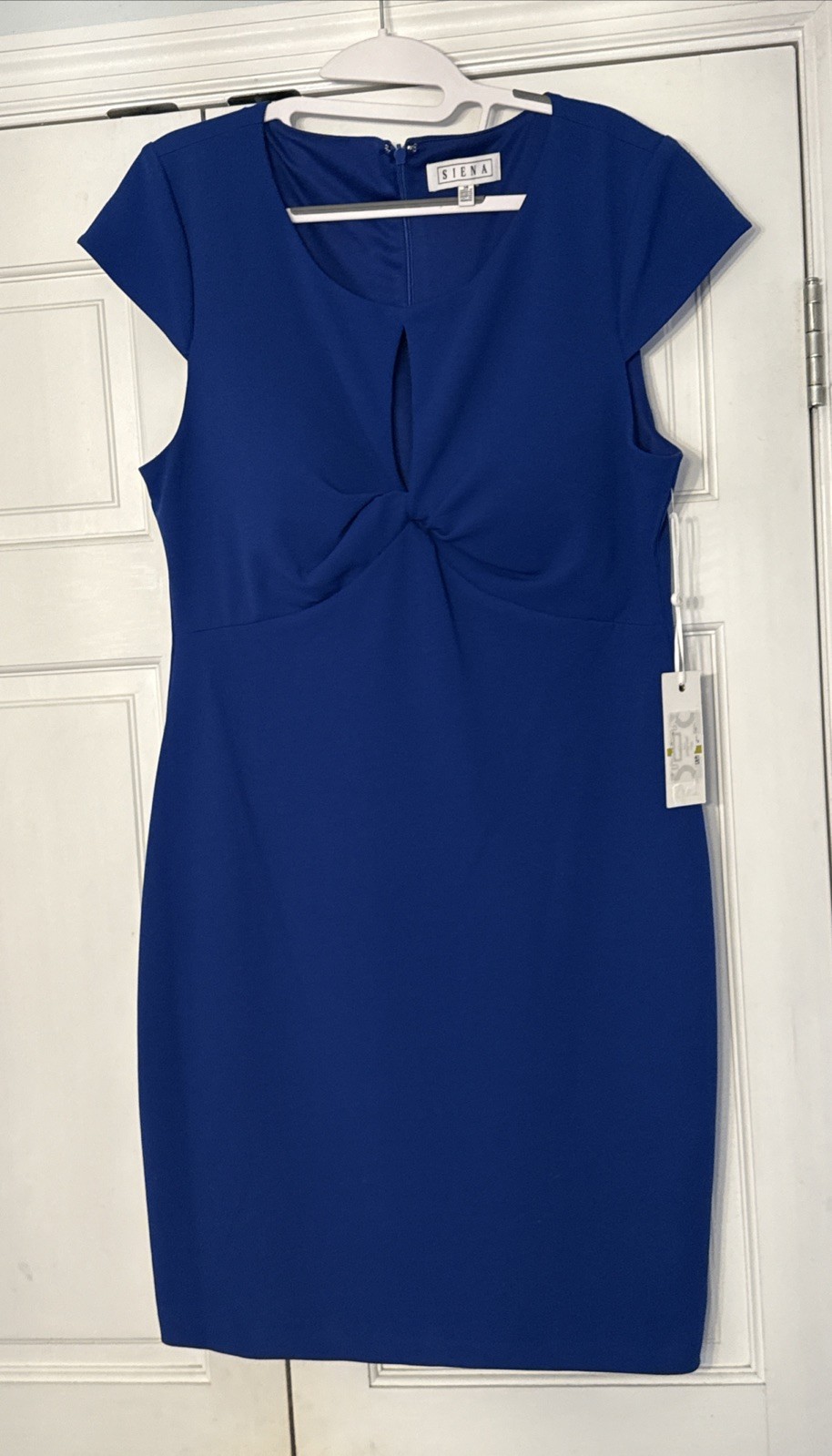 NWT Sienna Women Royal Blue Cocktail Dress 14 built in bra gorgeous