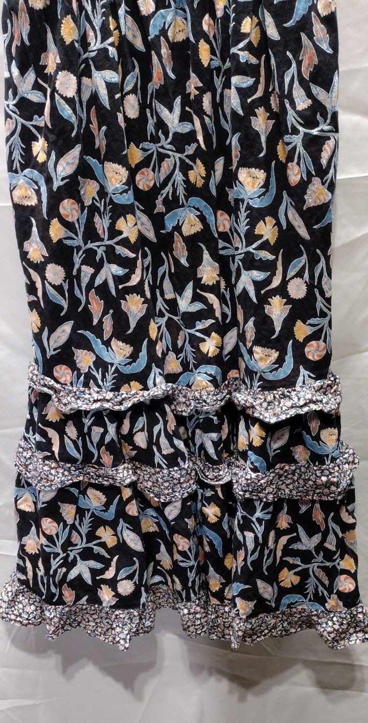 Universal Thread Maxi Tank Dress Medium Sundress Black Floral Ruffle Stretch