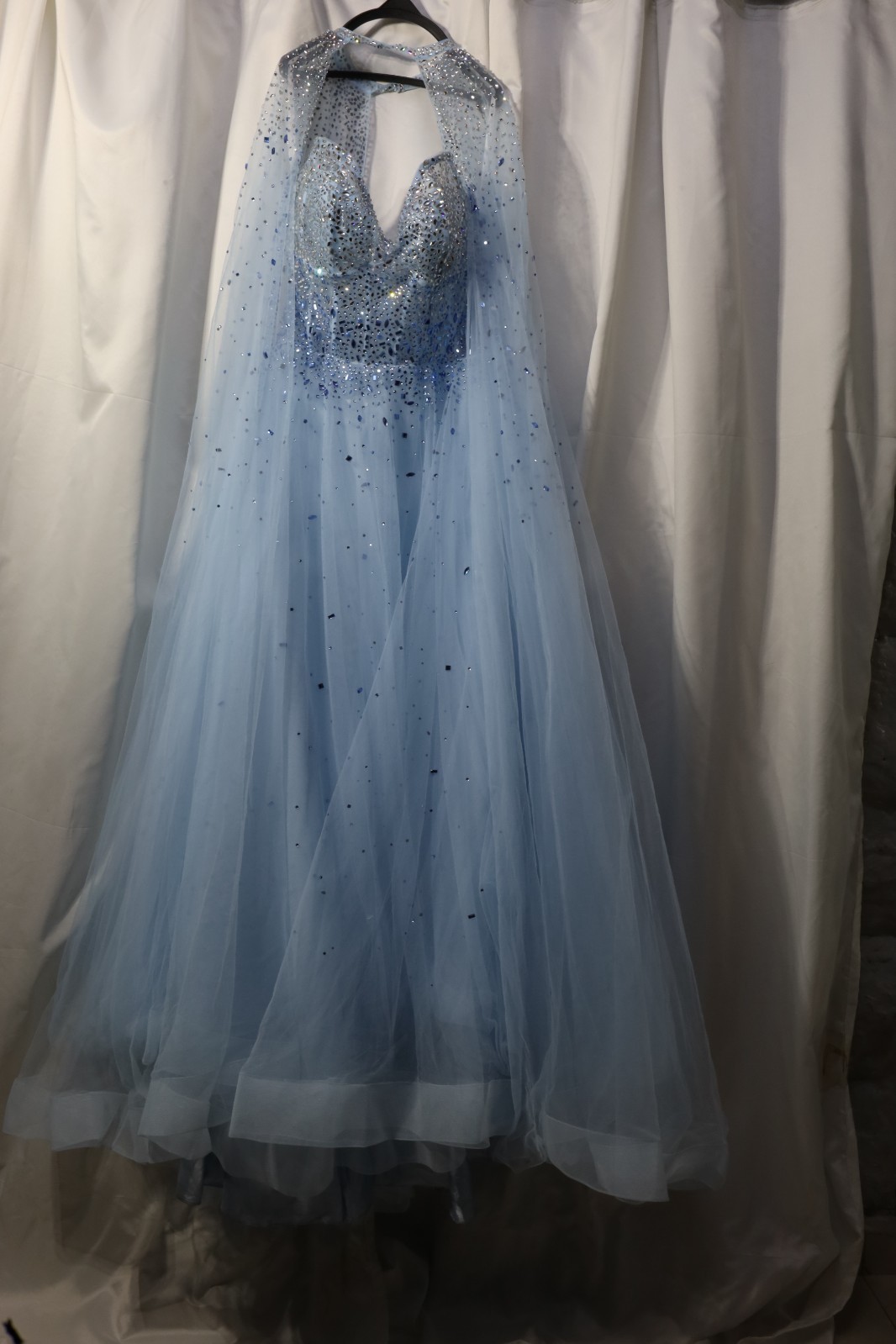 Elegant Evening Dress Light Blue Tulle Crystal Embellished Rhinestones