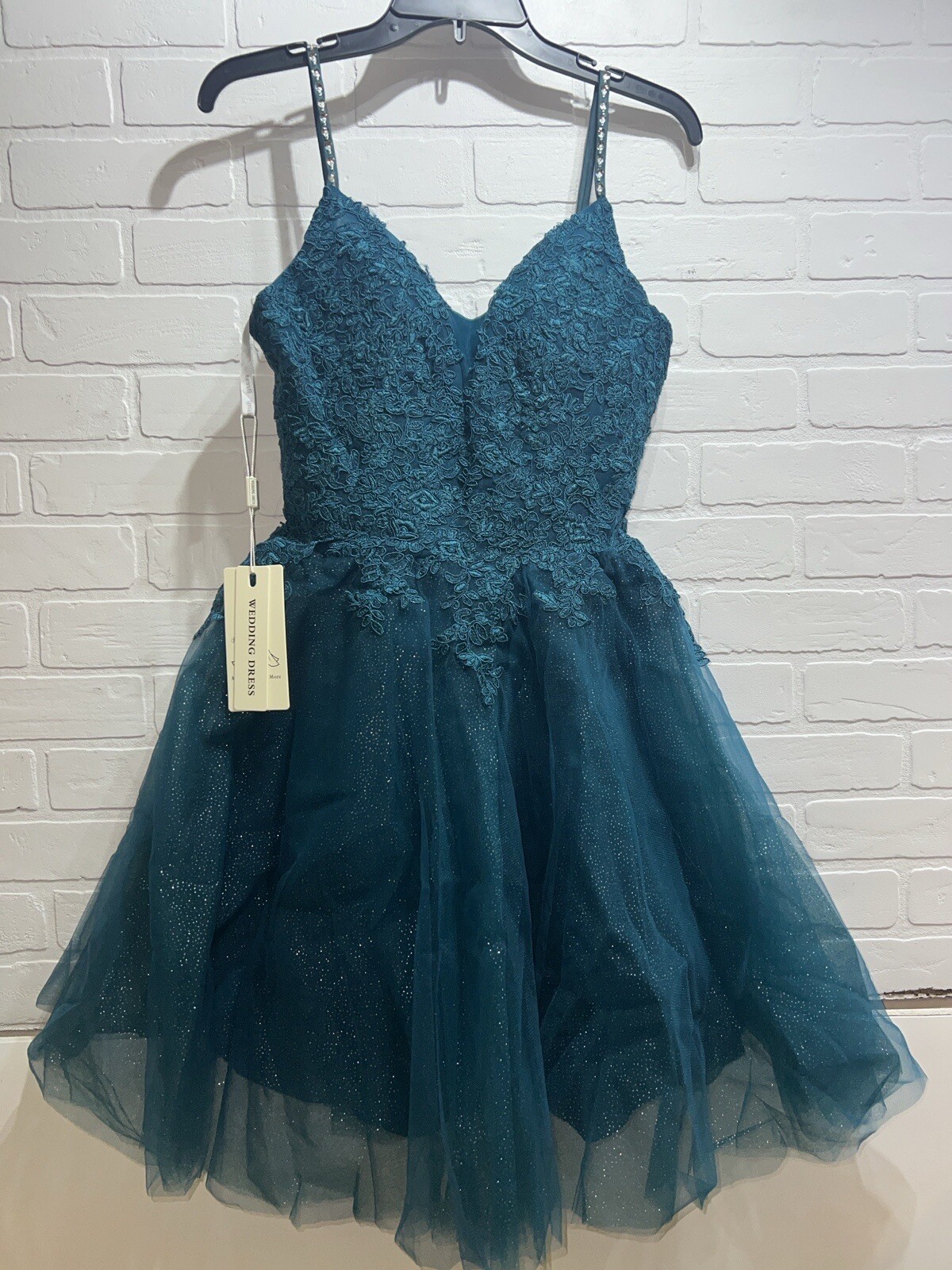 NWT! Stunning Unique Stone Strap Tulle Glitter Short Formal Gown Size 6 Teal