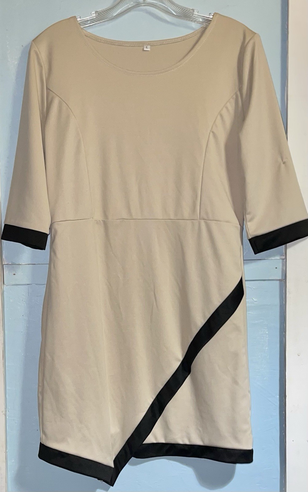 Women’s Tan Asymmetric Dress w Black Trim & 3/4 Sleeves Size Medium w Stretch