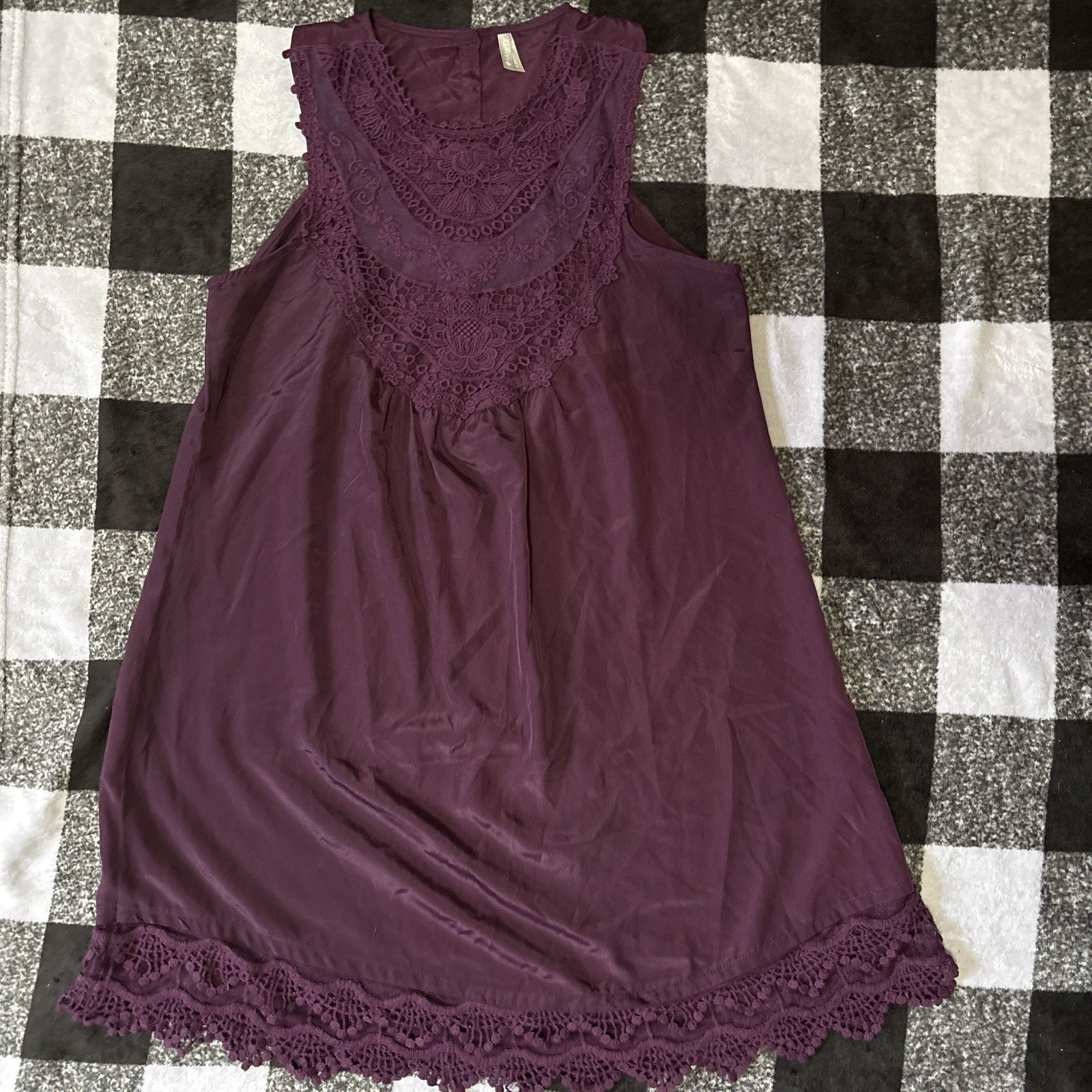 Vanity Women’s Small Purple Solid A-Line Lace Trim Round Neck Sleeveless Dress