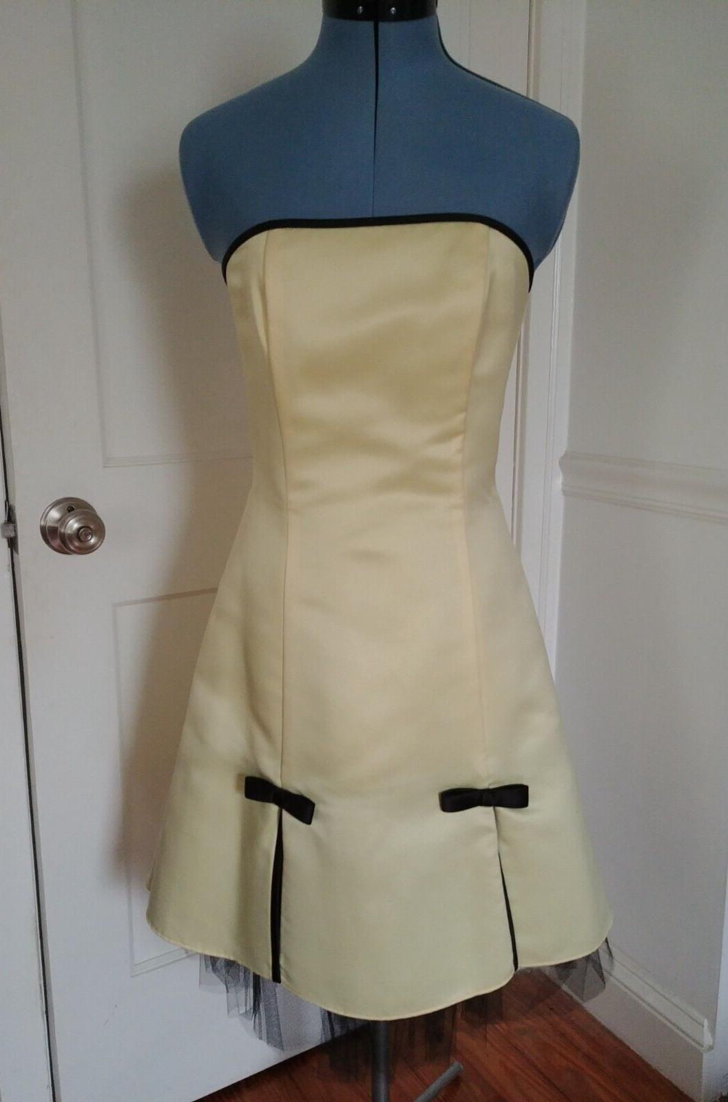 Jessica McClintock Gunne Sax Light Gold Strapless Bow Tulle Cocktail Party Dress