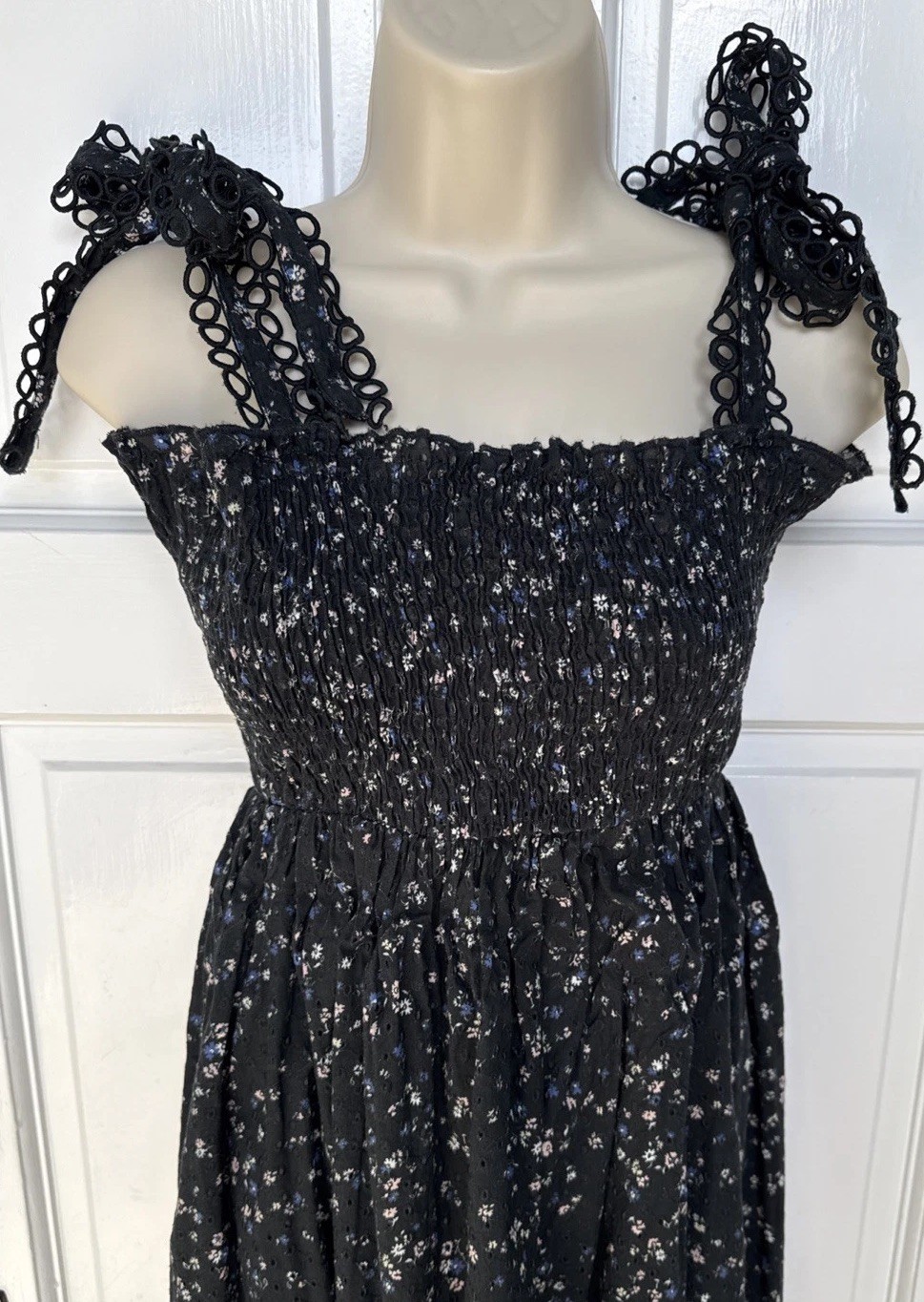 Anthropologie Maia Bergman Simone Smocked Black Floral Eyelet Midi Dress Size S