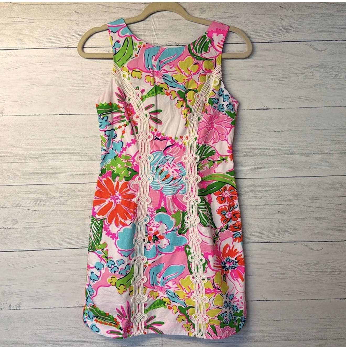 Lilly Pulitzer Pink Floral Shift Mini Dress Scoop Neck Lace Trim Zip Women 2