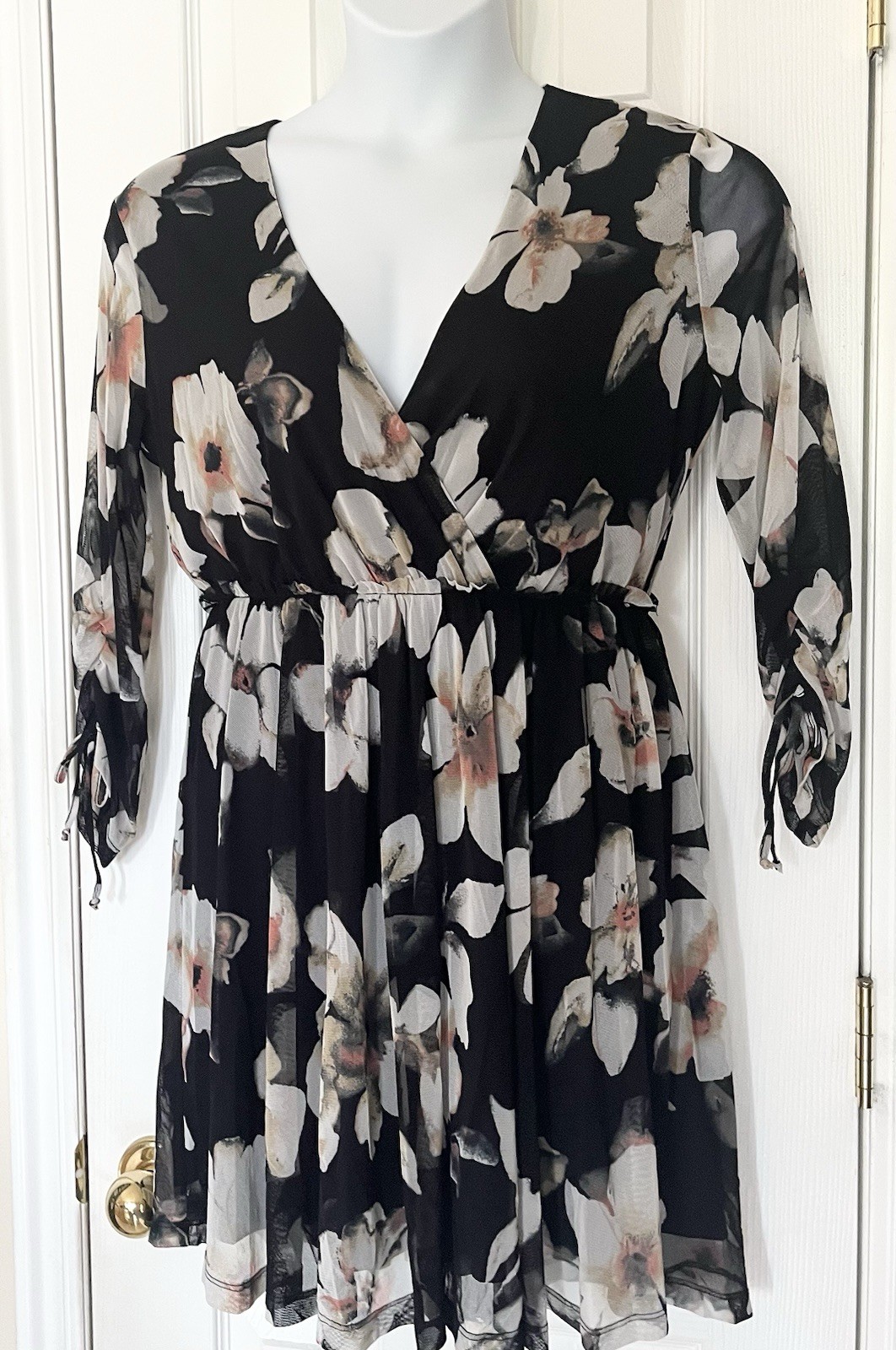 NWT Black Floral Dress – Size Large – A-Line – Sheer Half Sleeves – Lined