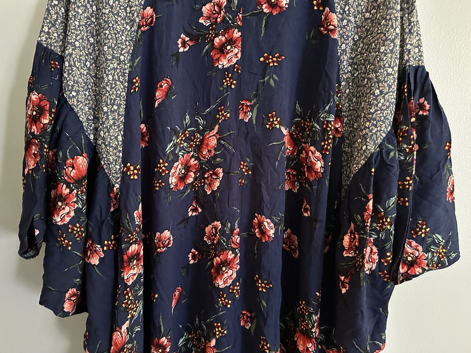 Umgee Boho Floral Dress Batwing Sleeves Women’s Size M Peasant Style Hi Low Hem