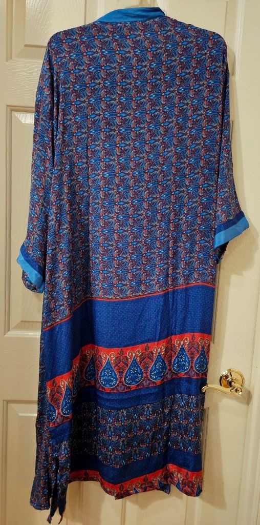 Art Silk Kimono Robe~ Womens One Size~ Kimono w/Tie ~Paisley ~ Blue, Red ~ New