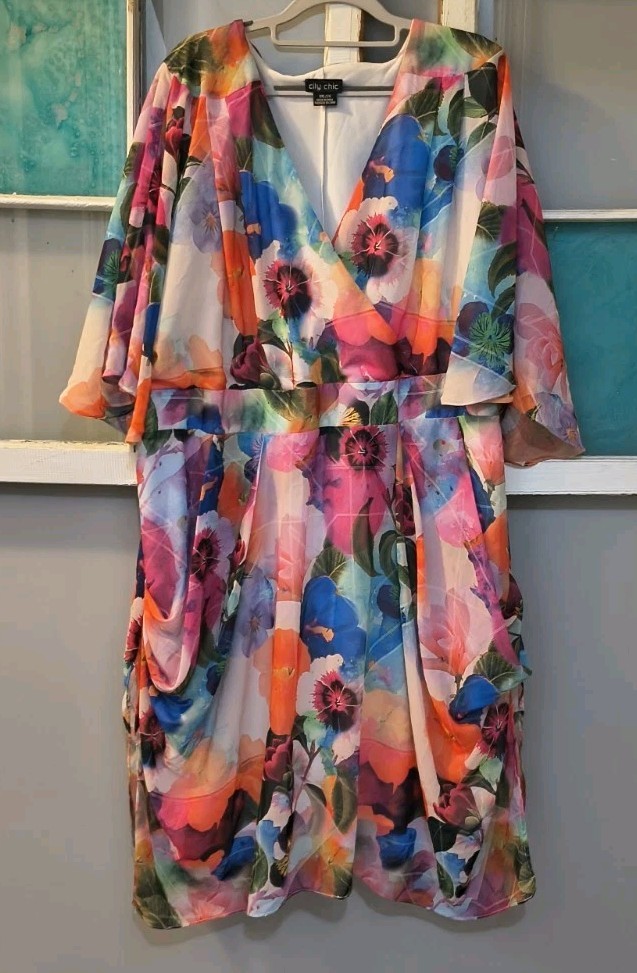 City Chic Trendy Plus Size Printed Faux-Wrap Dress XXL. 24