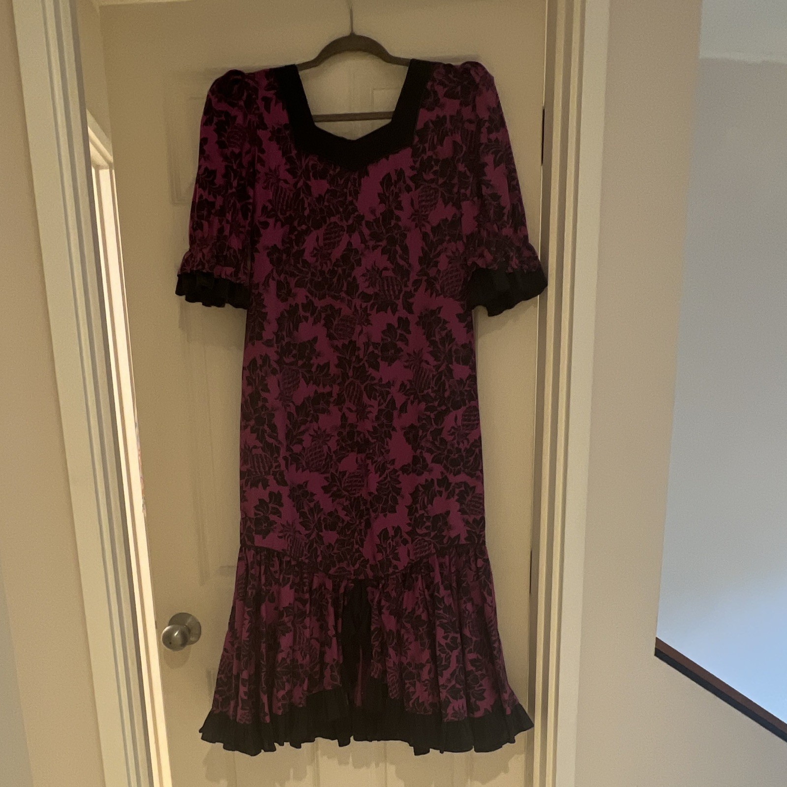 Hawaiian Heritage Vintage Purp/Black Floral Square Neck Puff Sleeve Knee Dress 8