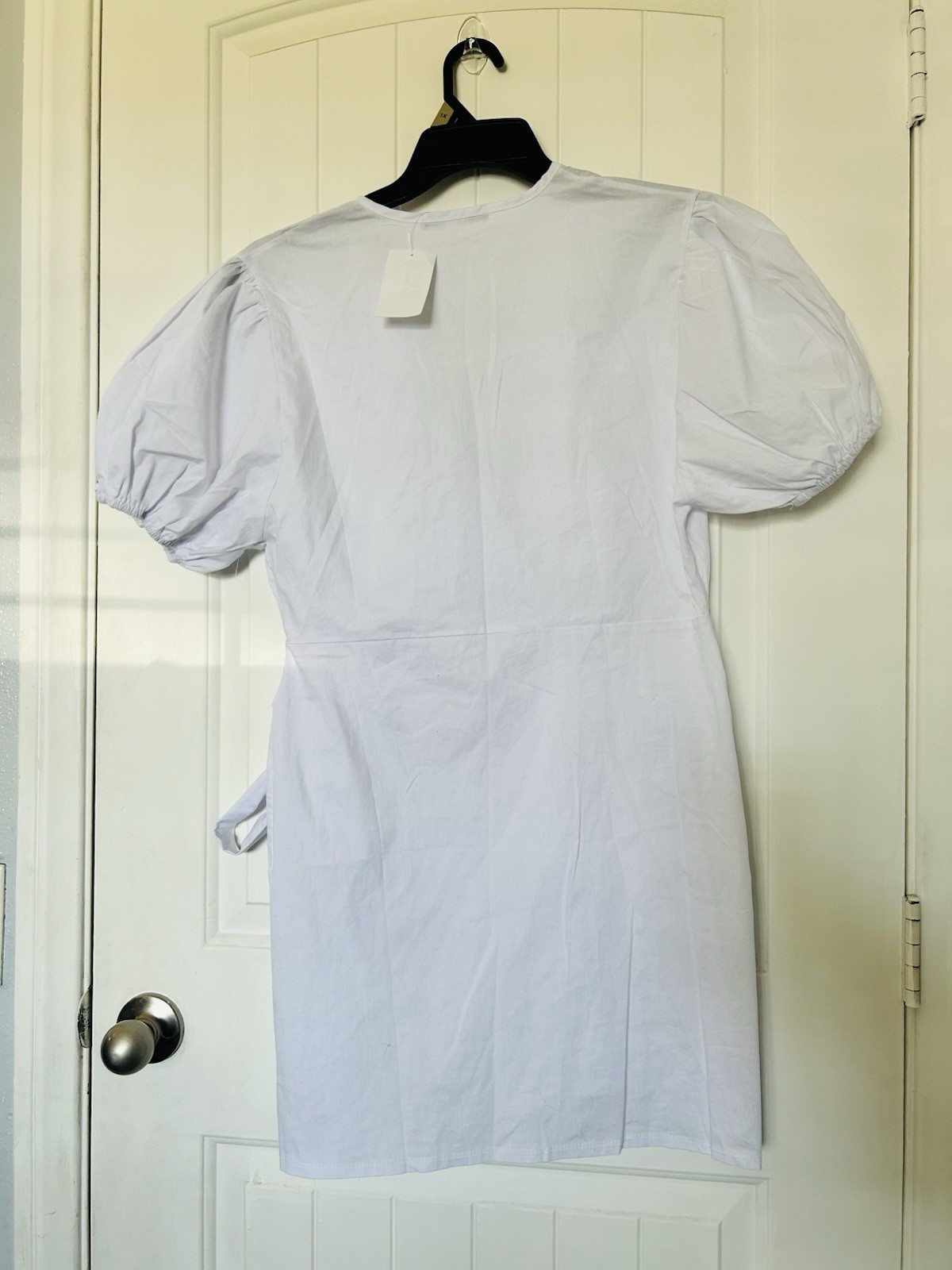 Velvet Torch Short Puff Sleeve Mini Wrap Womens Dress In White M NWT