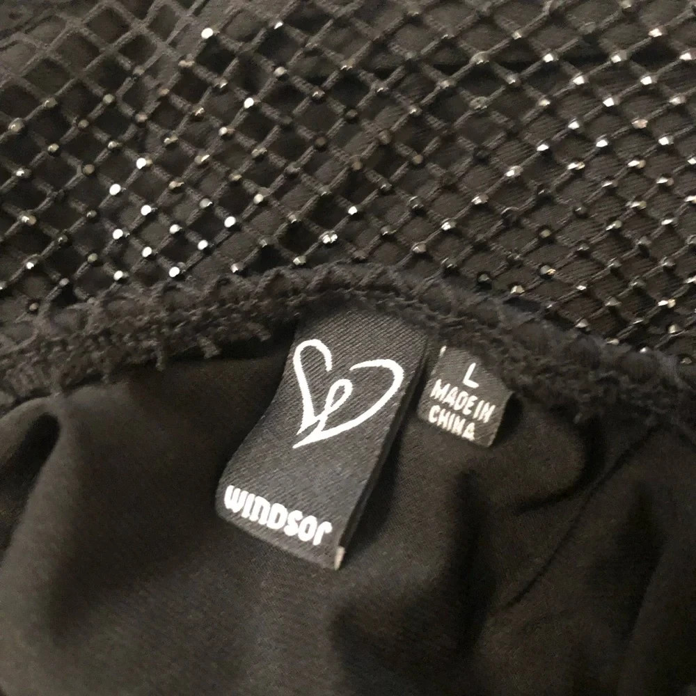 Windsor Good Vibes Fishnet Rhinestone Open Back Black Midi Dress L NWT