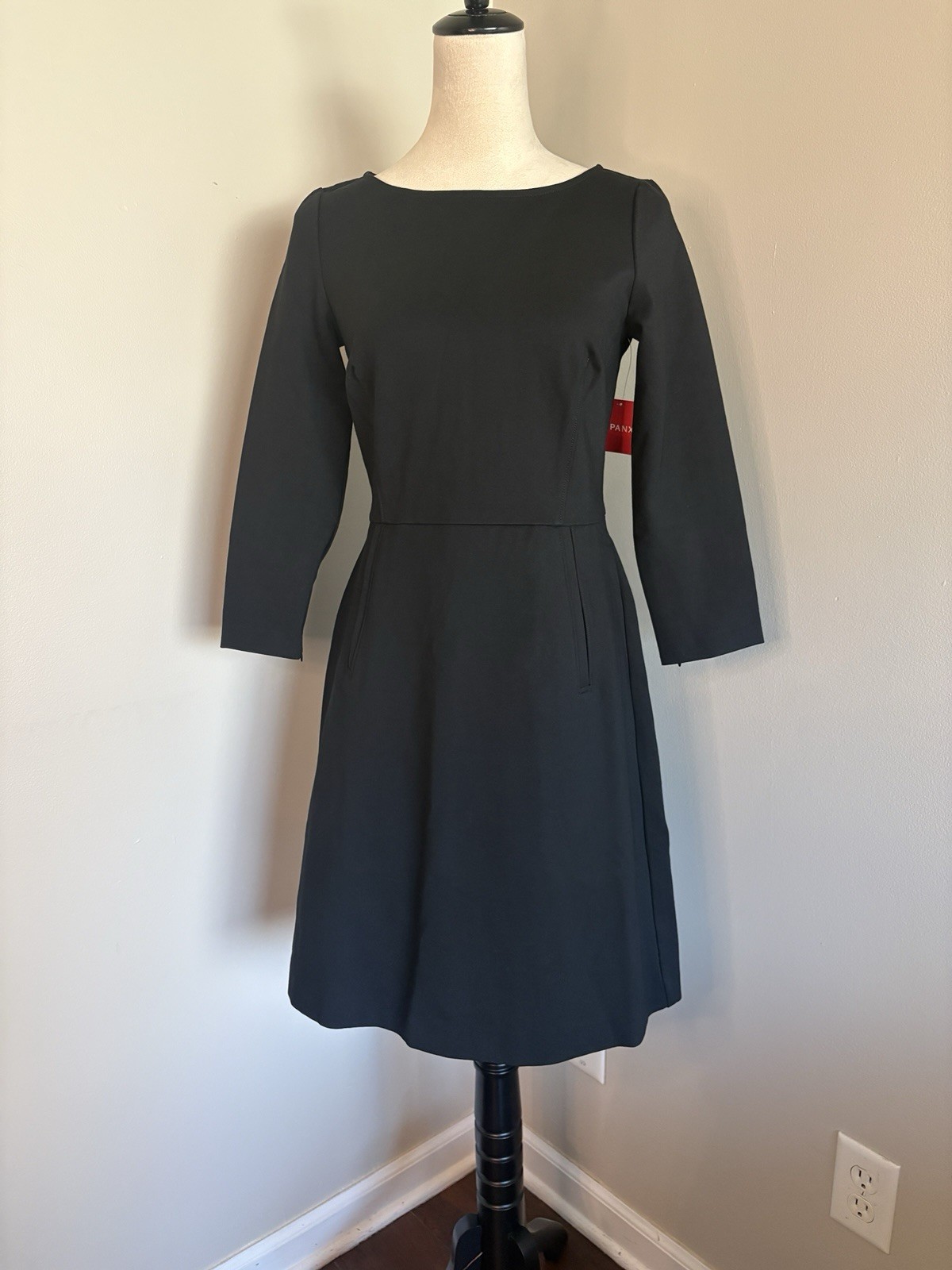 Spanx NWT Perfect A-line Black Dress 3/4 Sleeves Pockets Slimming Stretch Small