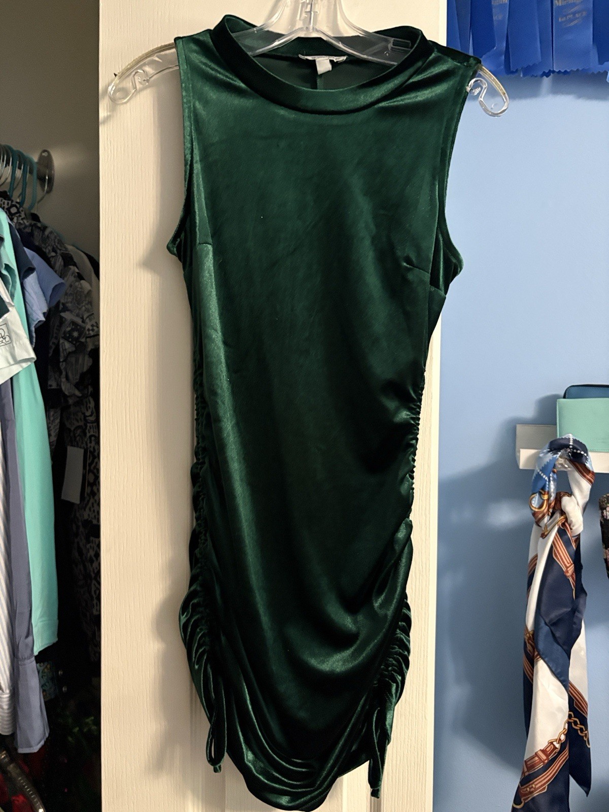 Speechless Green Velvet Ruched Bodycon Mini Dress Crew Neck Sleeveless S