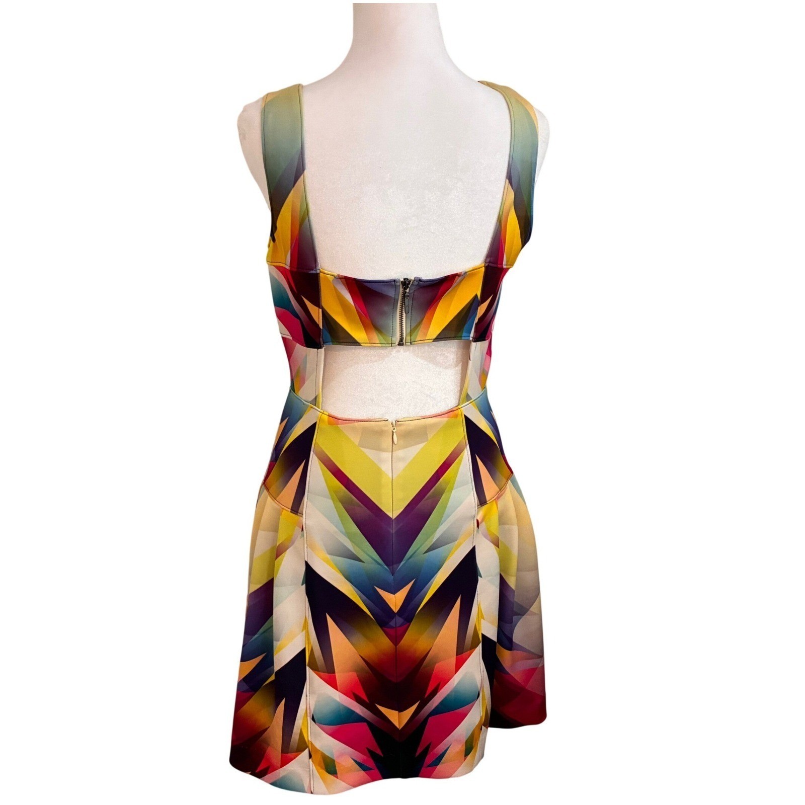 Nicole Miller Artelier Geometric Kaleidoscope Cutout Back Dress BQ10008 Size 6